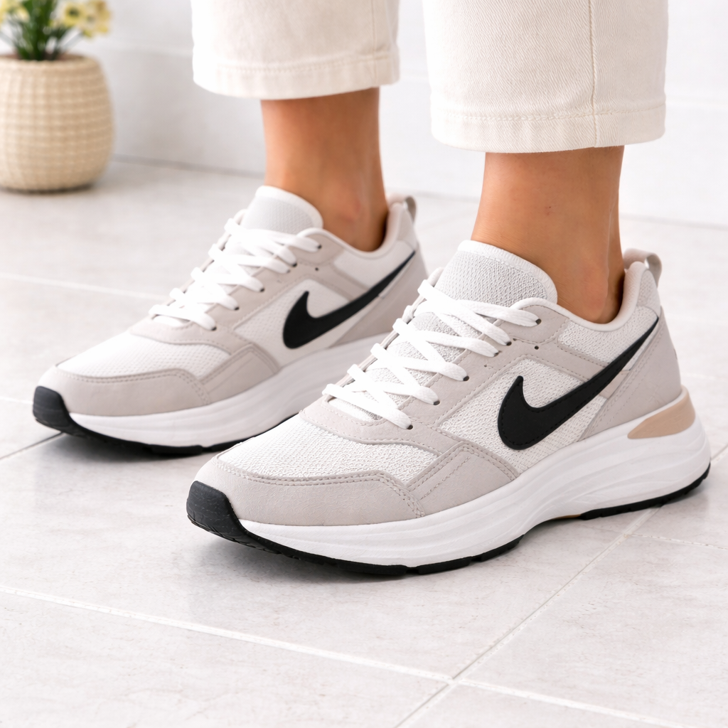 Ladies Sport Shoes