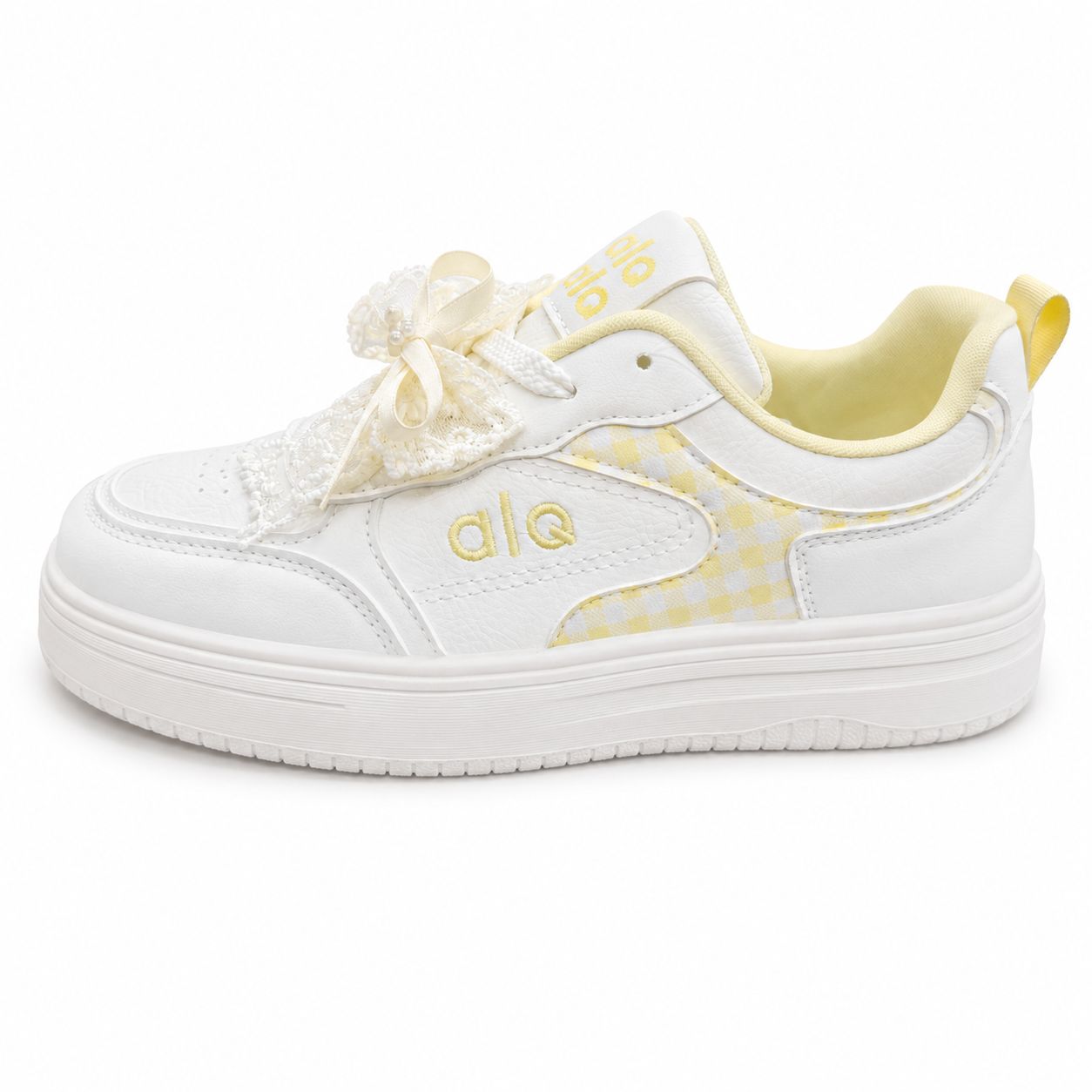 Ladies' sneaker Q120