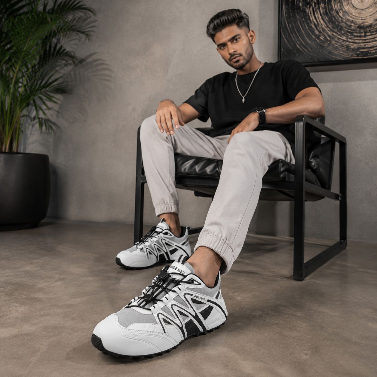 Men's Premium Sneaker 8068