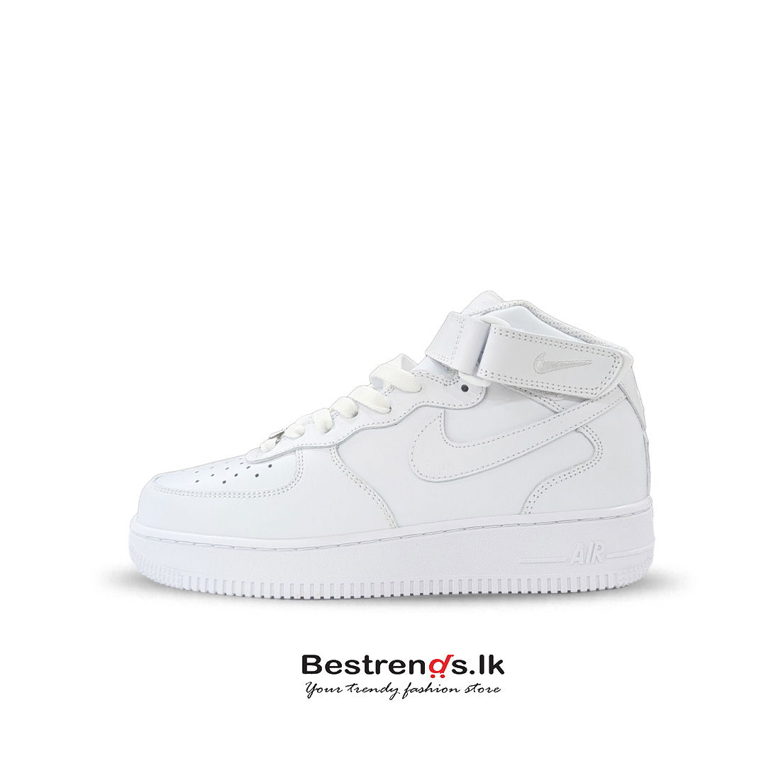 Nike Air force Higg angle - 1