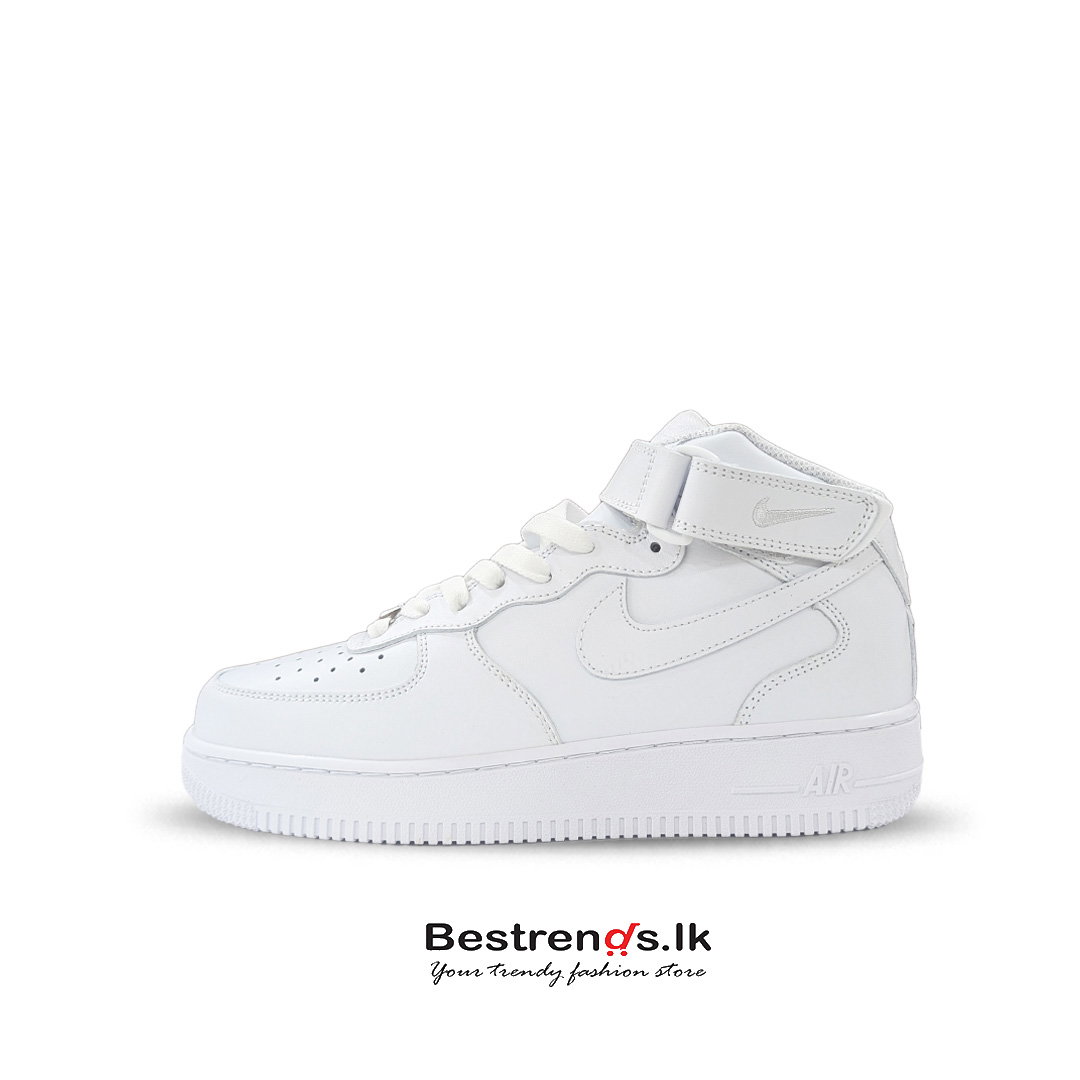 Nike Air force Higg angle