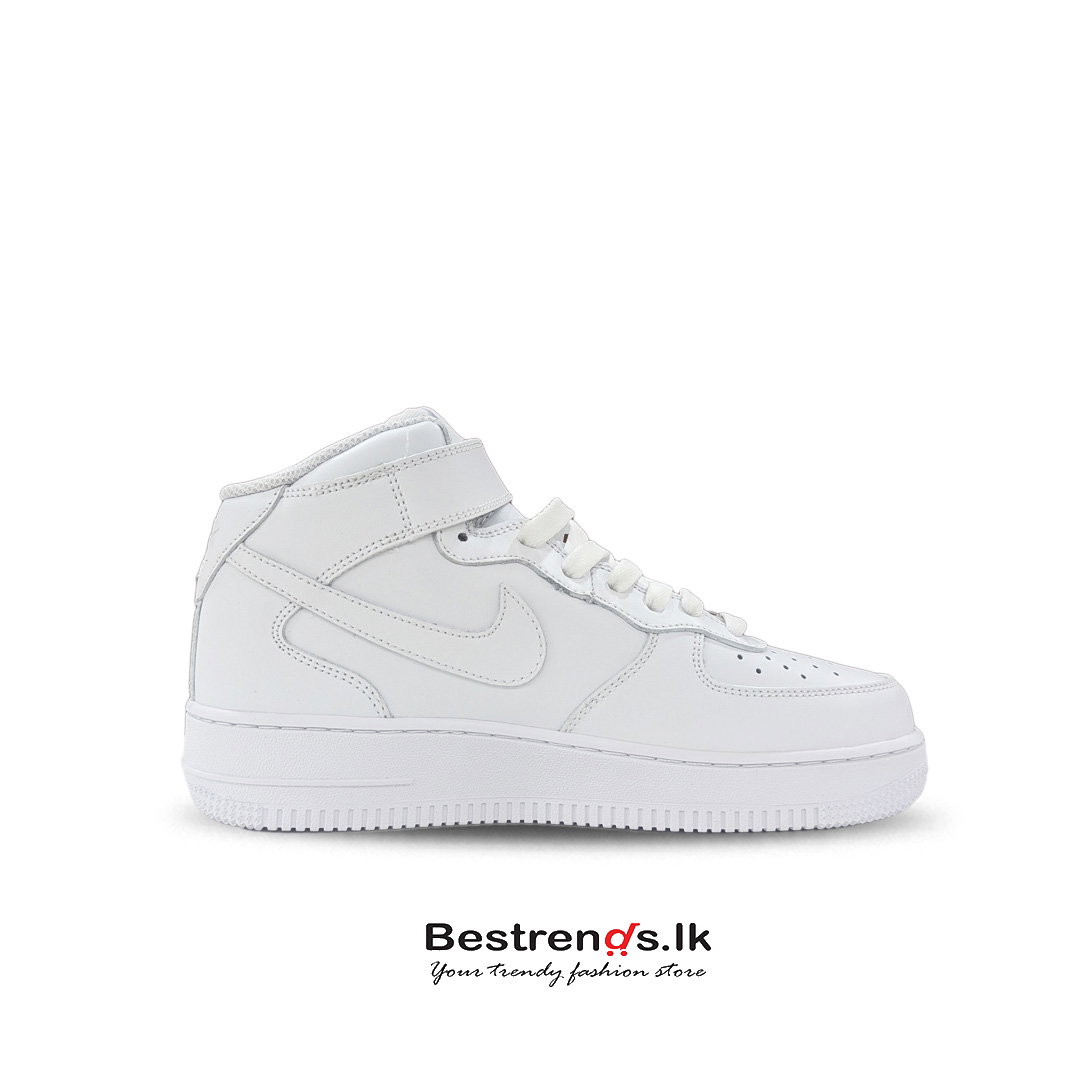 Nike Air force Higg angle