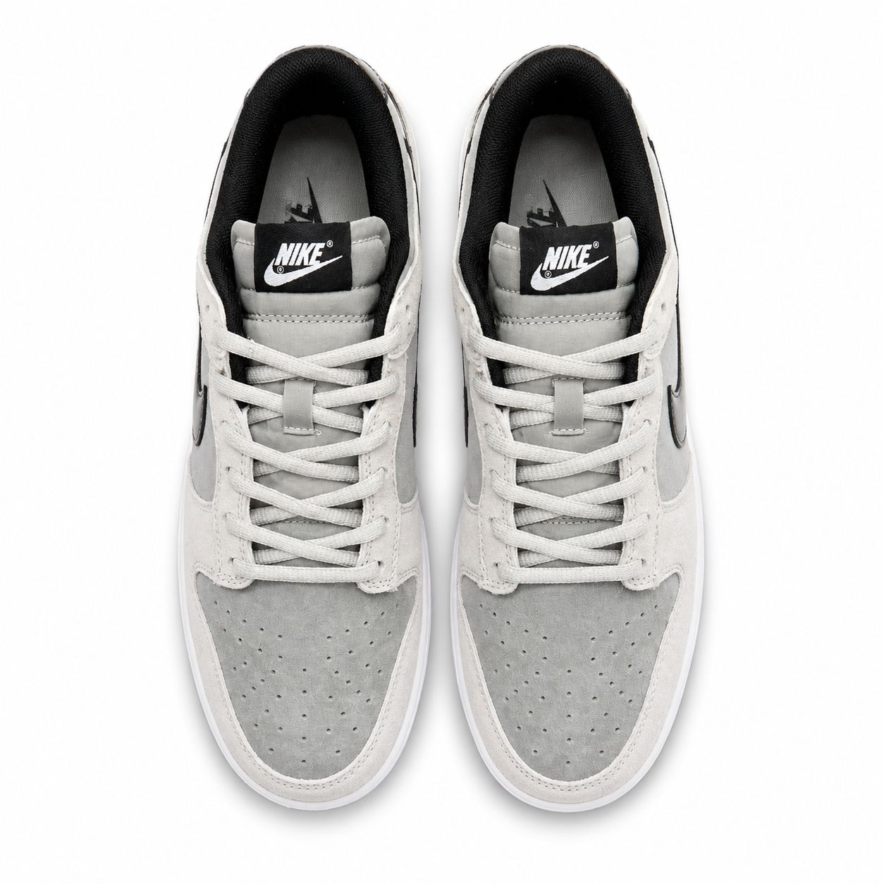 Nike Dunk Sneakers - 3