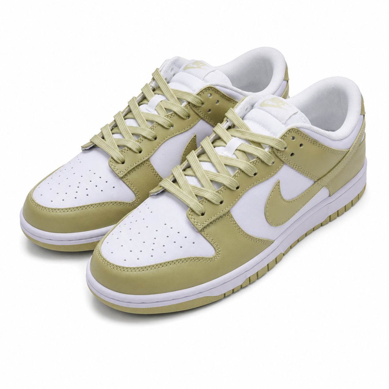 Nike Dunk Sneakers - 2
