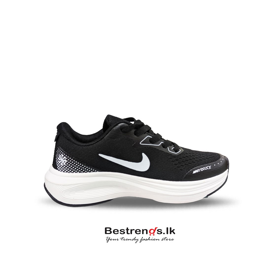 Sports shoe - 3