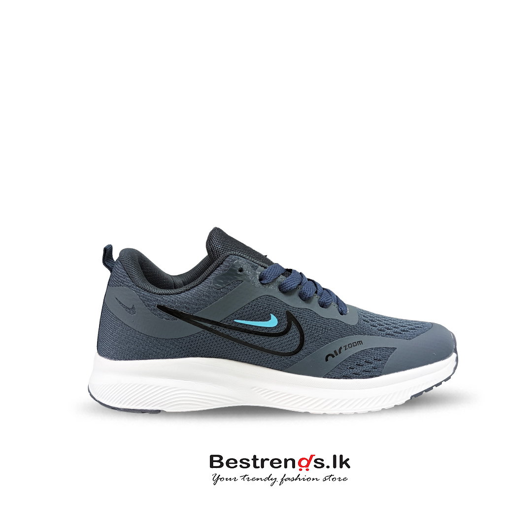 Sports shoe