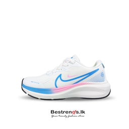 Sports shoe