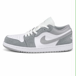 Jordan 1 Low Sneakers