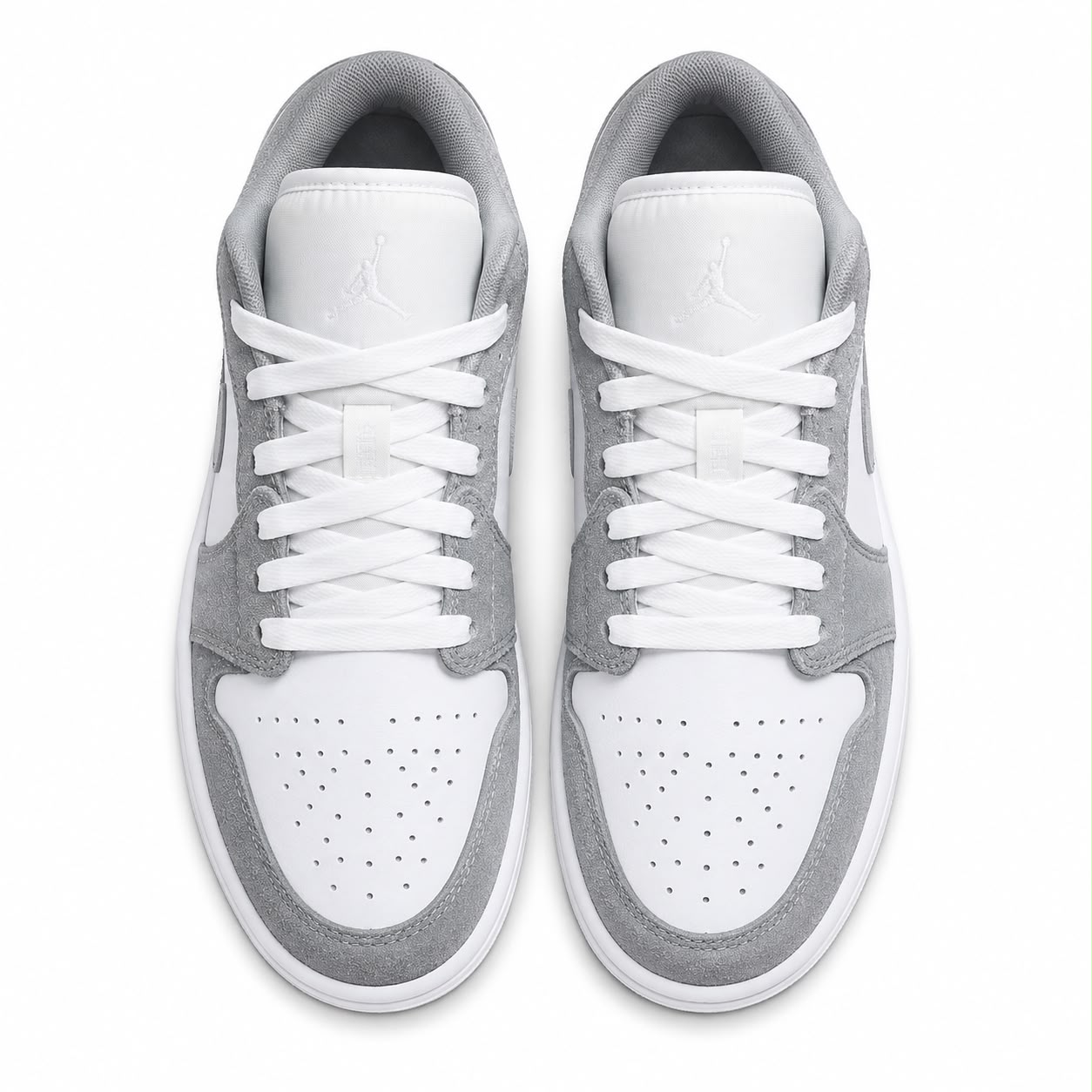 Jordan 1 Low Sneakers