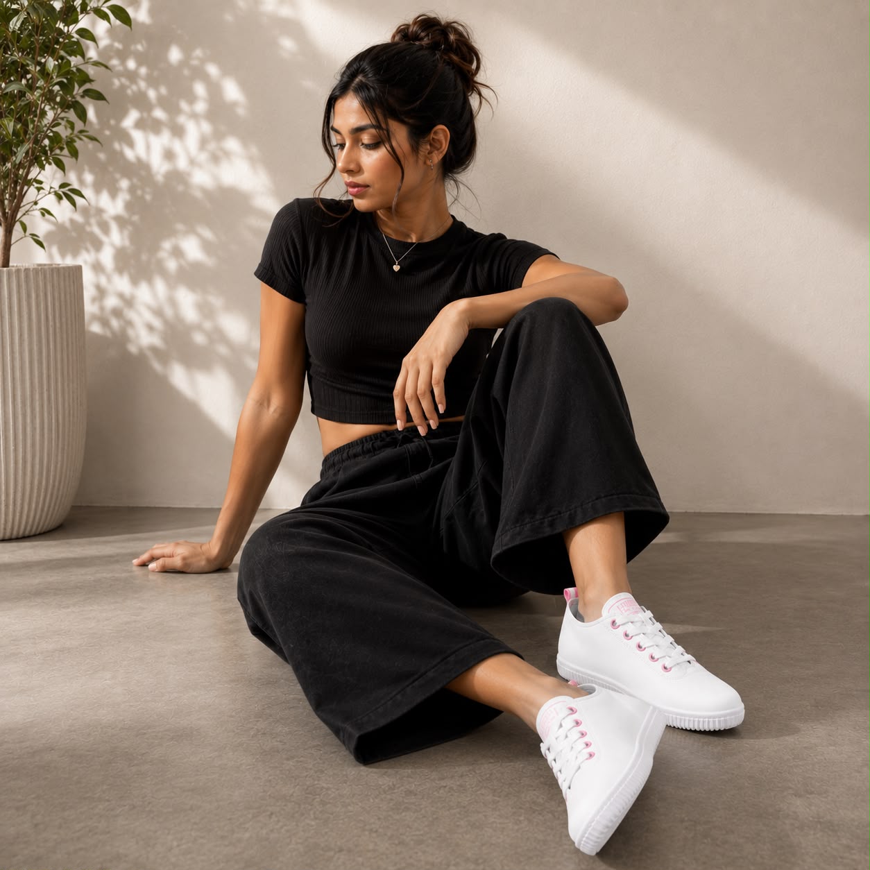 Ladies Sneaker 898