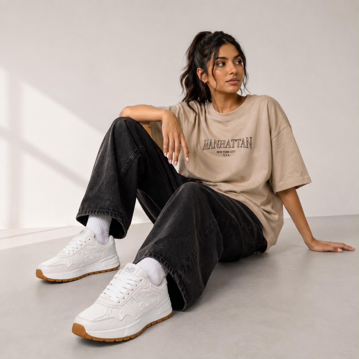 Ladies Sneakers R11