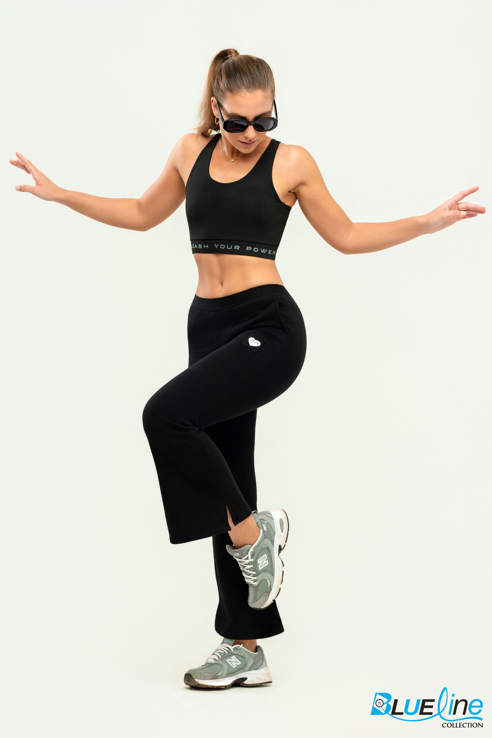 FLEECE SPLIT-HEM FLARE SWEATPANTS