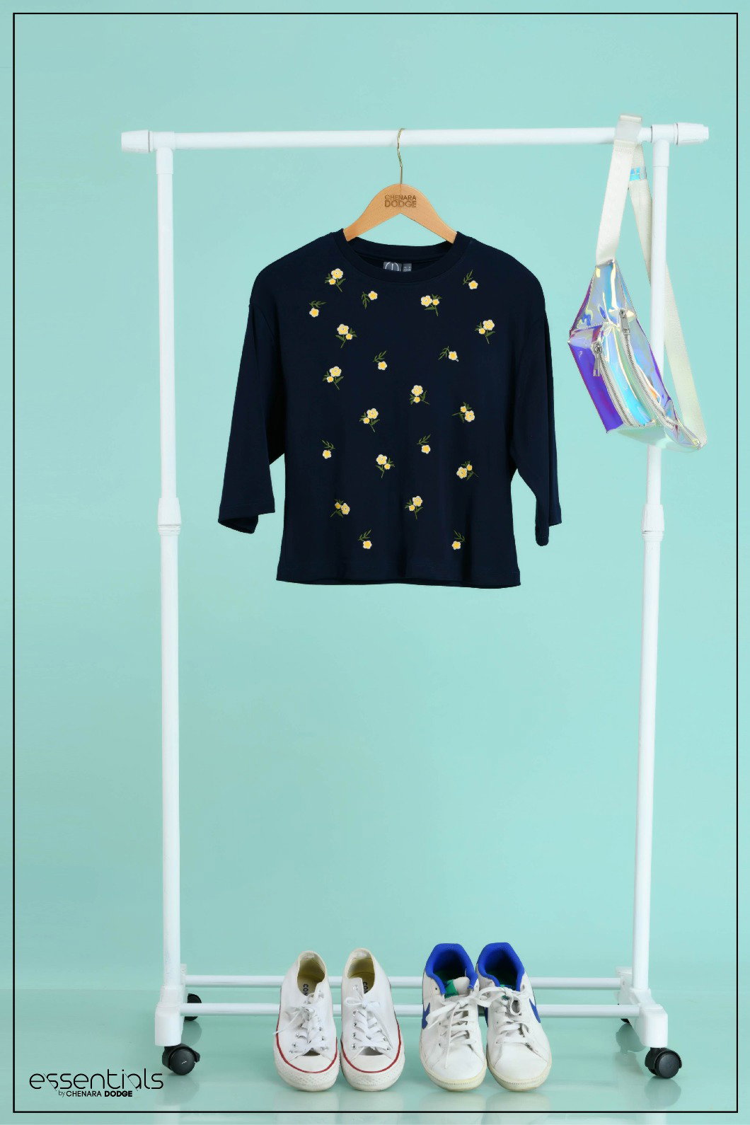 ZOEY EMB DETAIL T'SHIRT-UK8