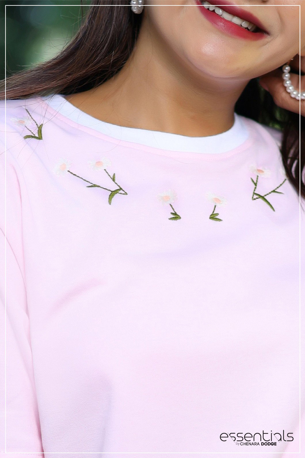 LUCY EMB DETAIL T'SHIRT-UK8