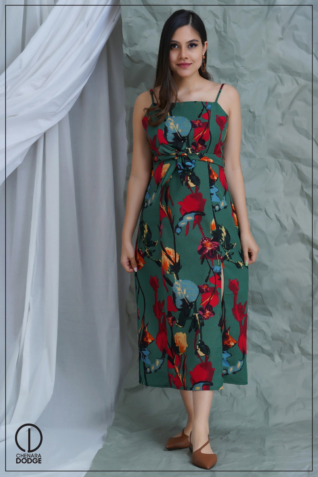 Sleeveless Lace-up Slit Midi Dress