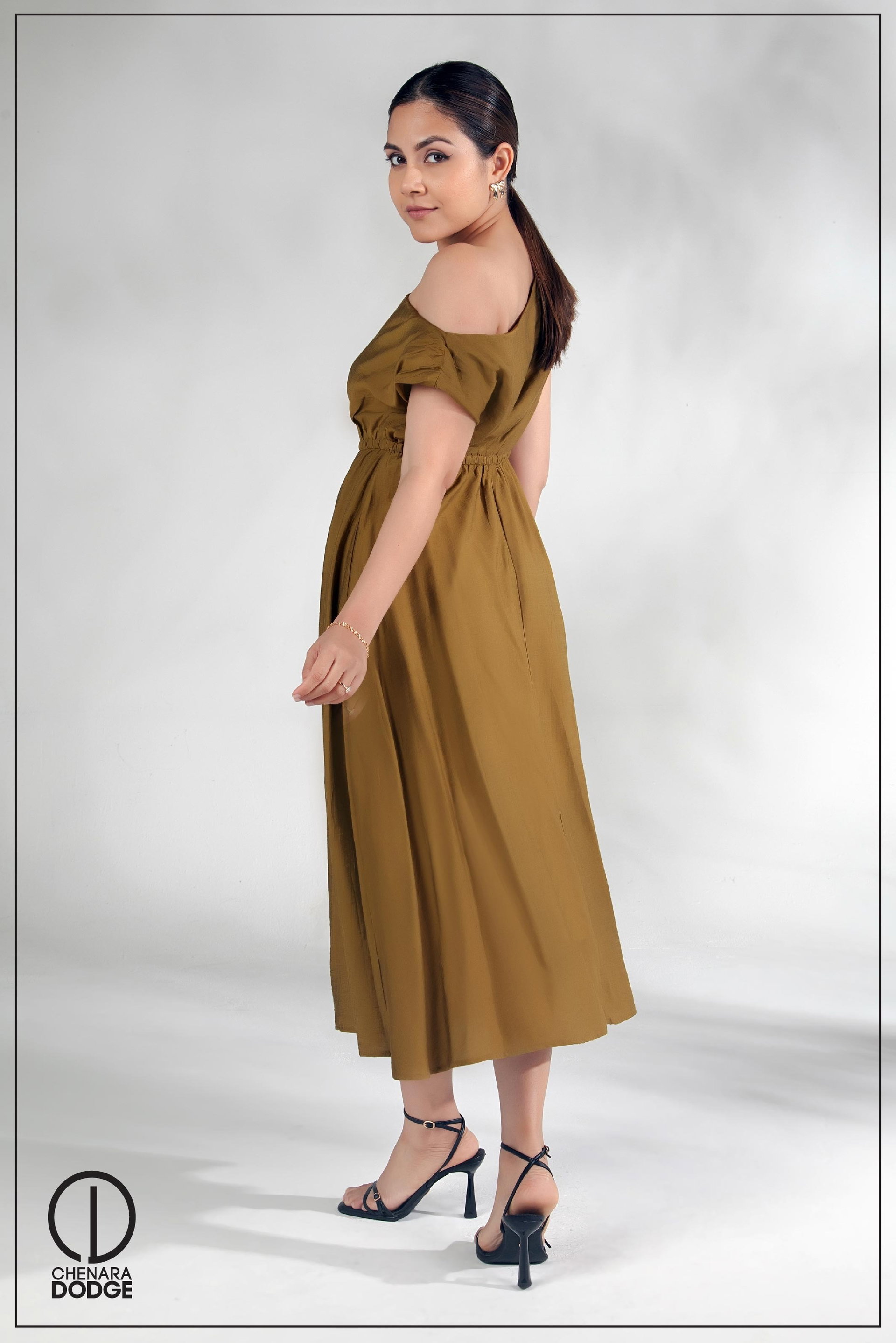 AISLA DROP SHOULDER MIDI DRESS