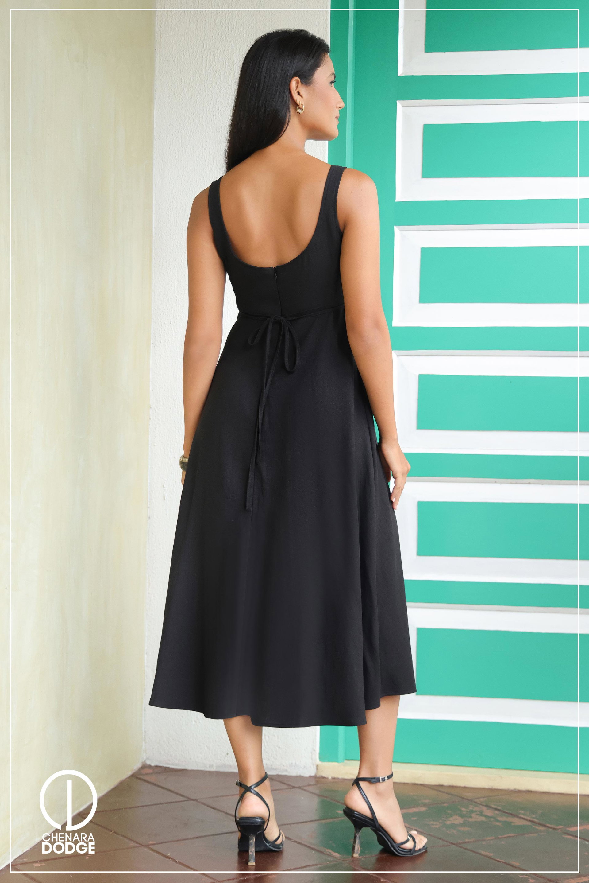 ASHLEY SQUARE NECK MIDI DRESS