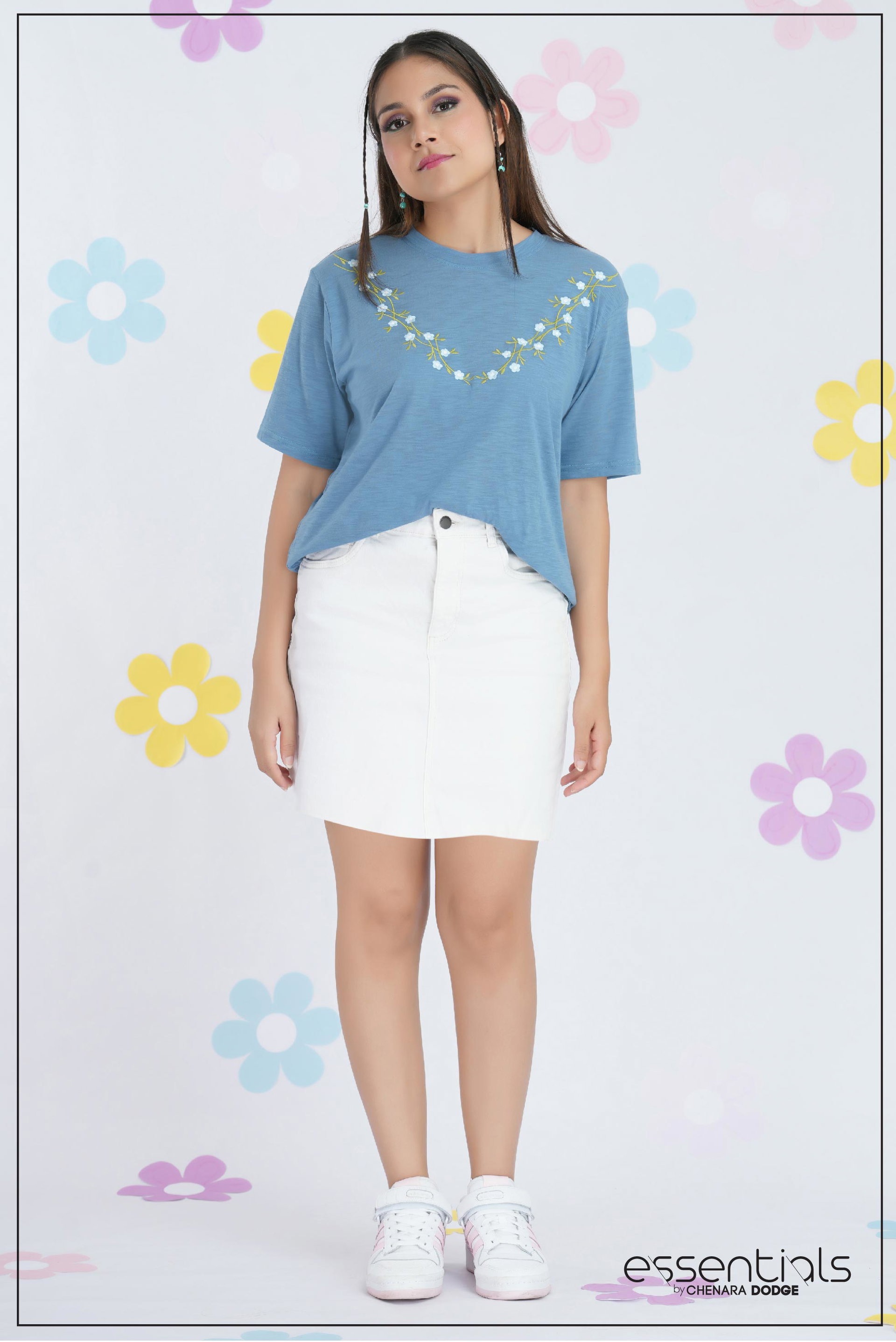 CHLOE EMBROIDERED T SHIRT