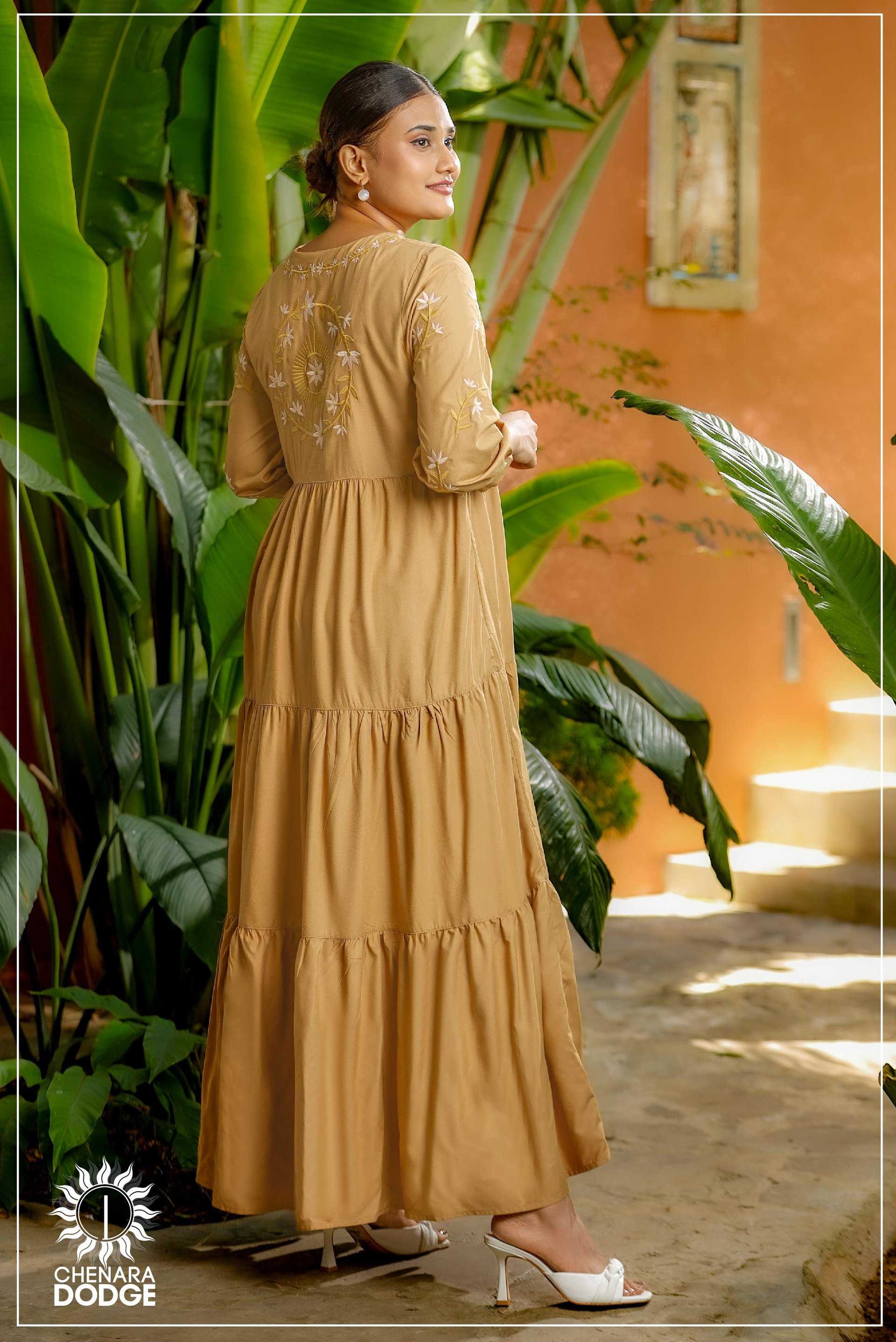 CLARA EMBROIDERED MAXI DRESS CLARA EMBROIDERED MAXI DRESS