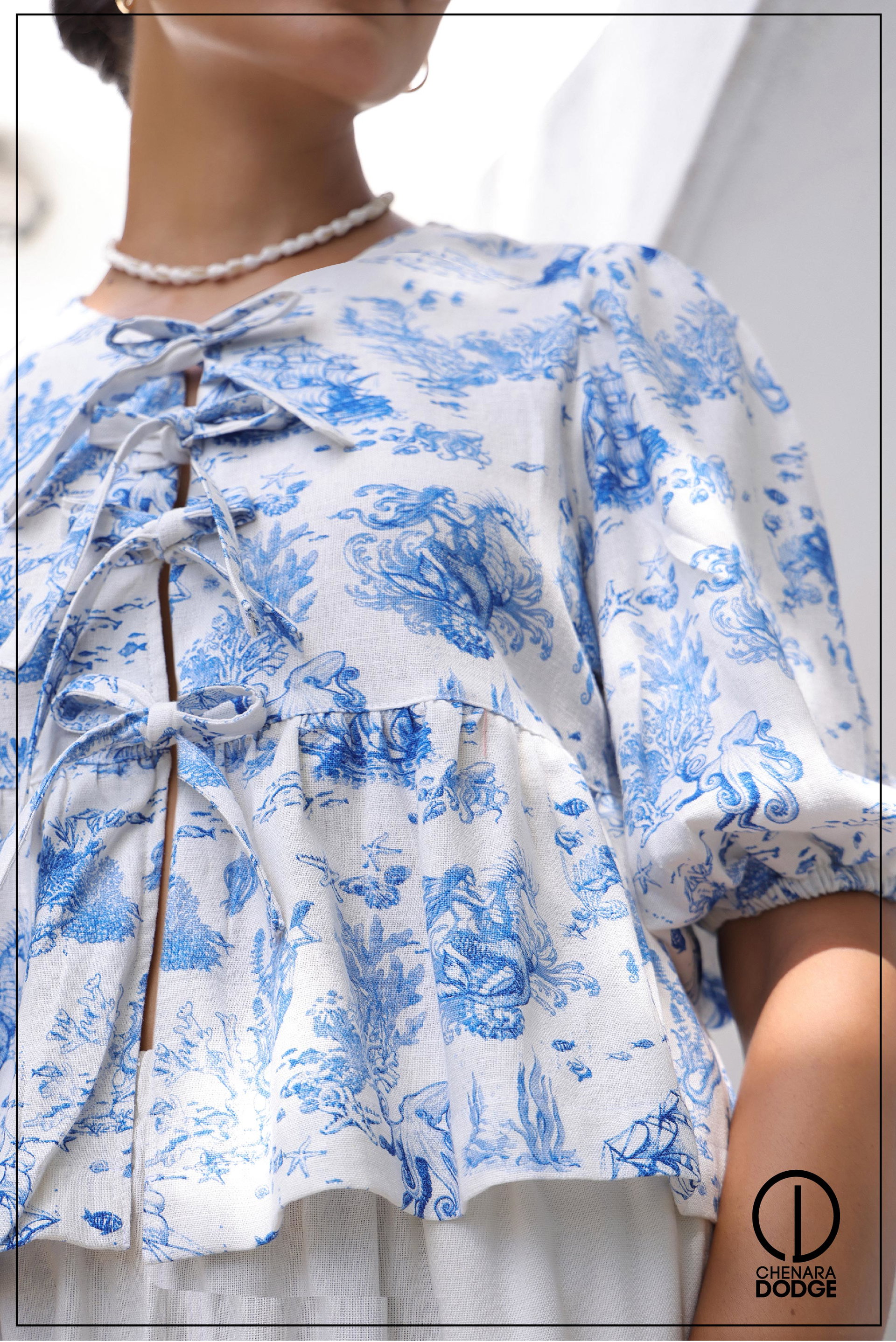 EMILY BOW TIE UP TOP