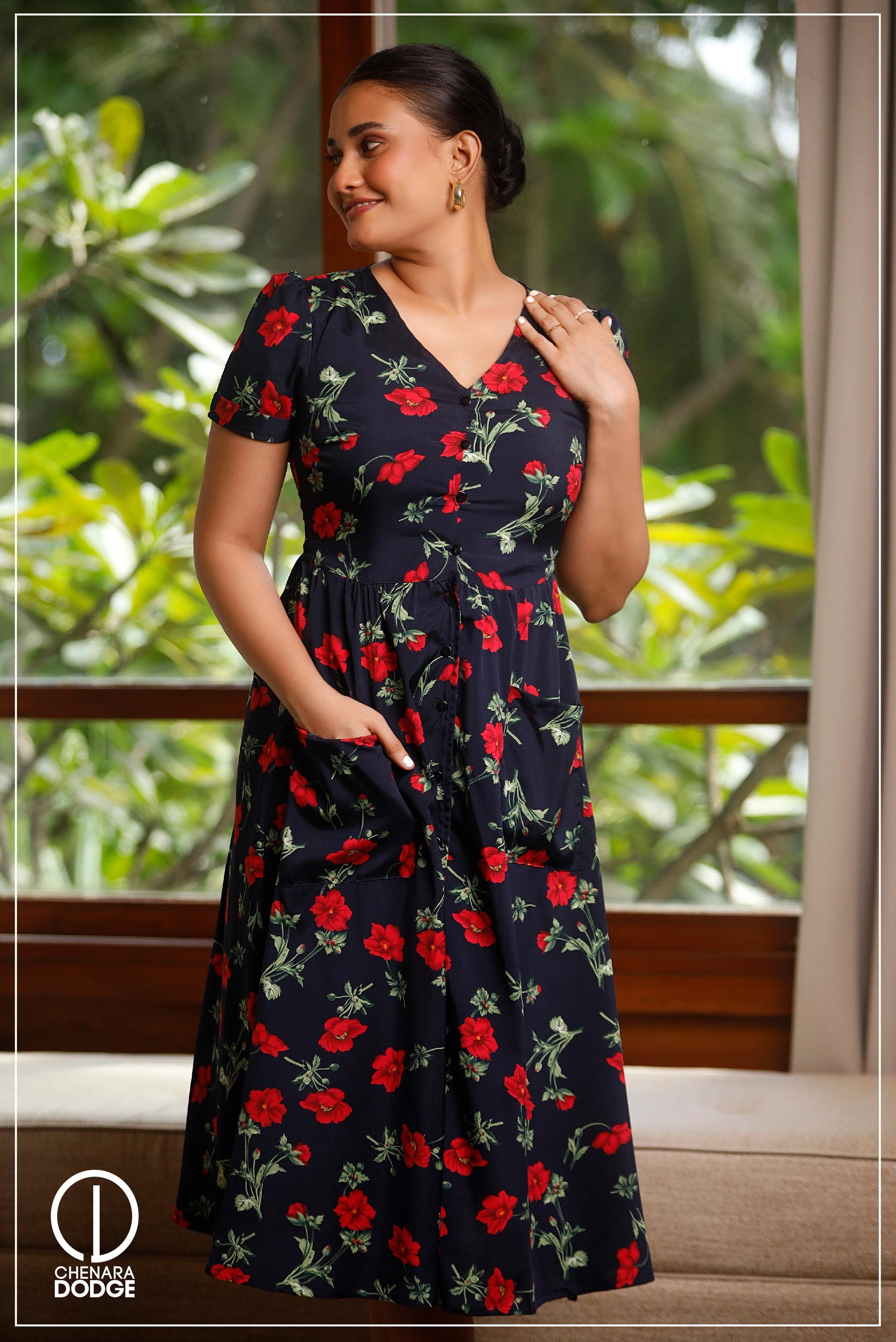 JISOO POCKET DETAIL MIDI DRESS