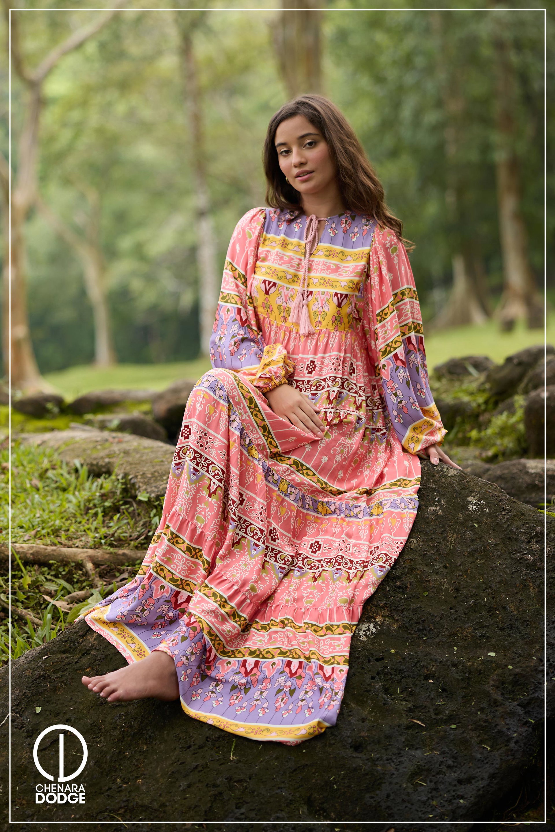 KAIRI TUSSLE DETAILED MAXI DRESS