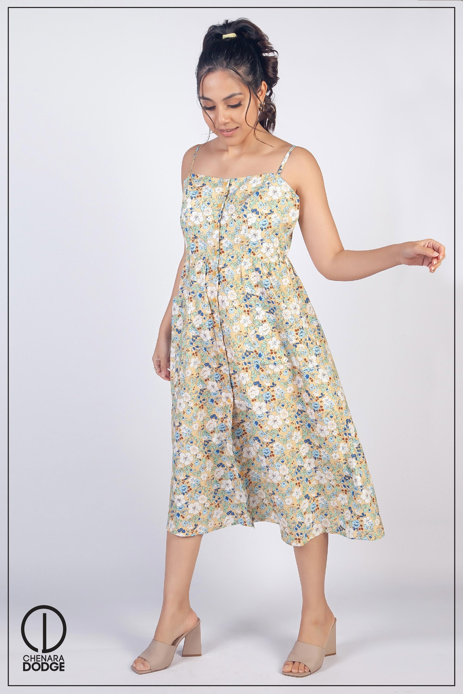 KIARA POCKET DETAIL MIDI DRESS