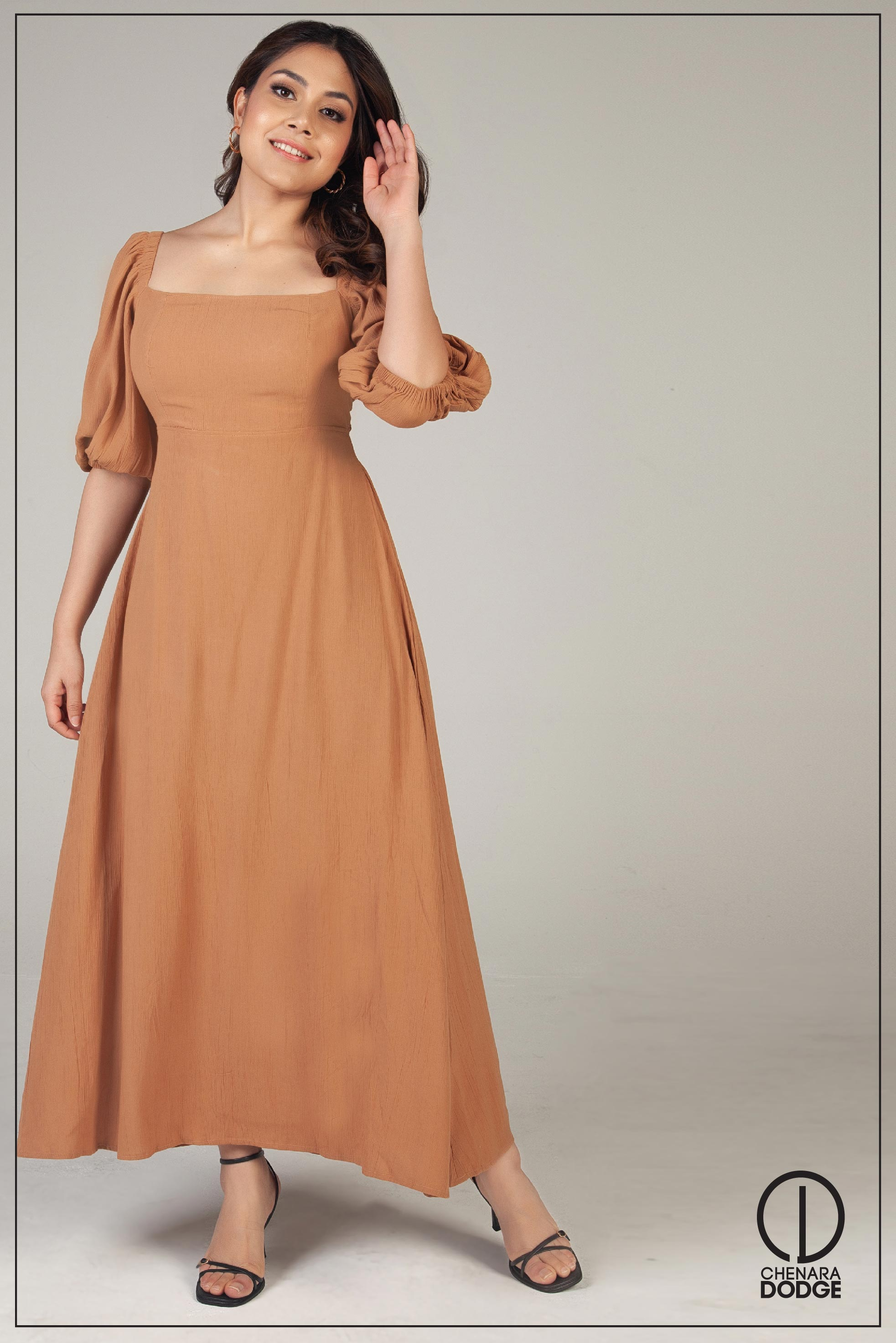 LAURA PUFF SLEEVE MAXI DRESS