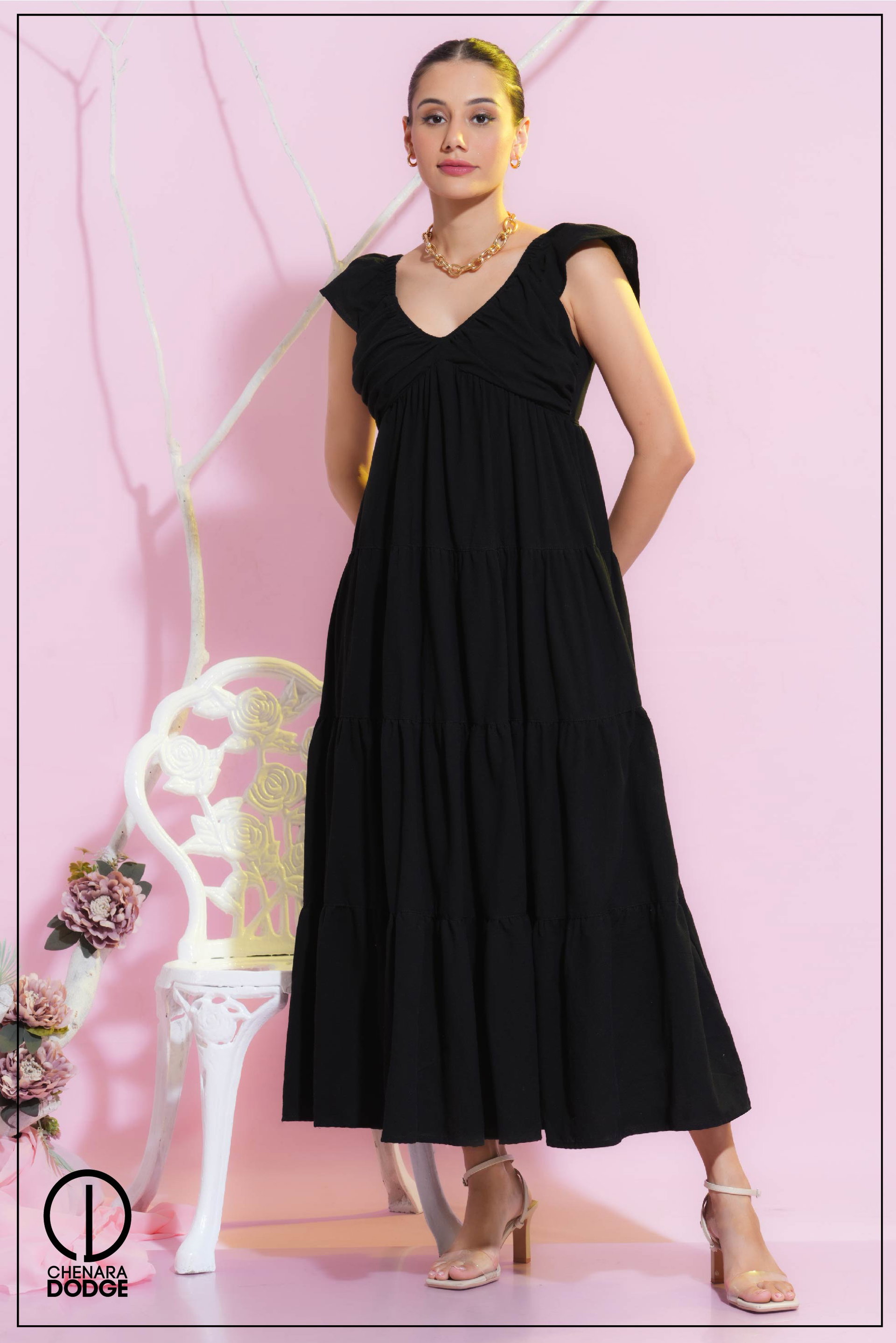 LAYA  V-NECK MAXI DRESS