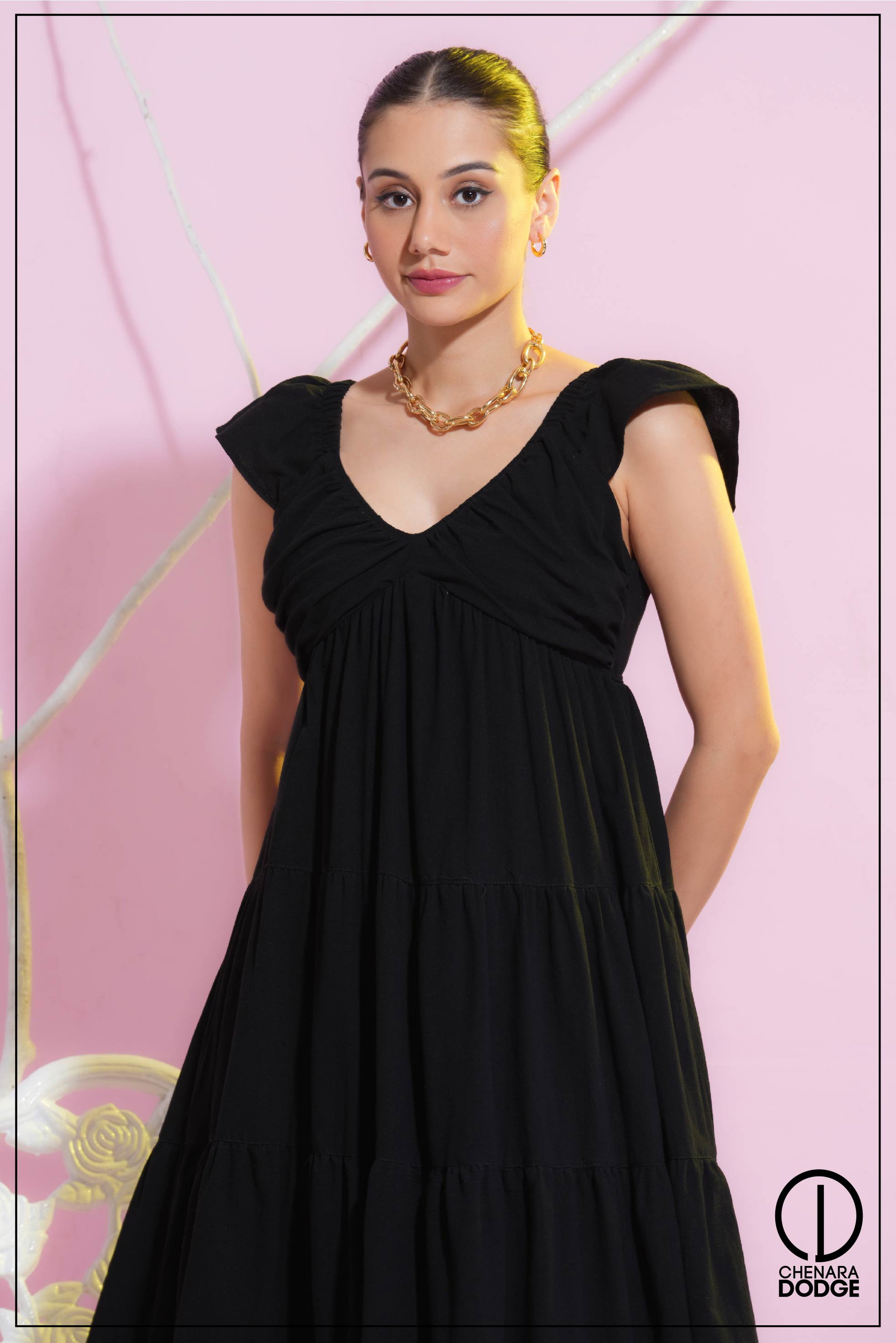LAYA  V-NECK MAXI DRESS
