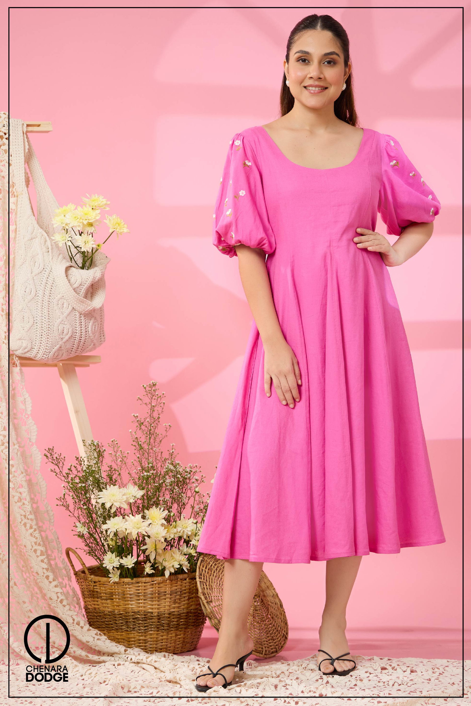 LISA ROUND NECK MIDI DRESS