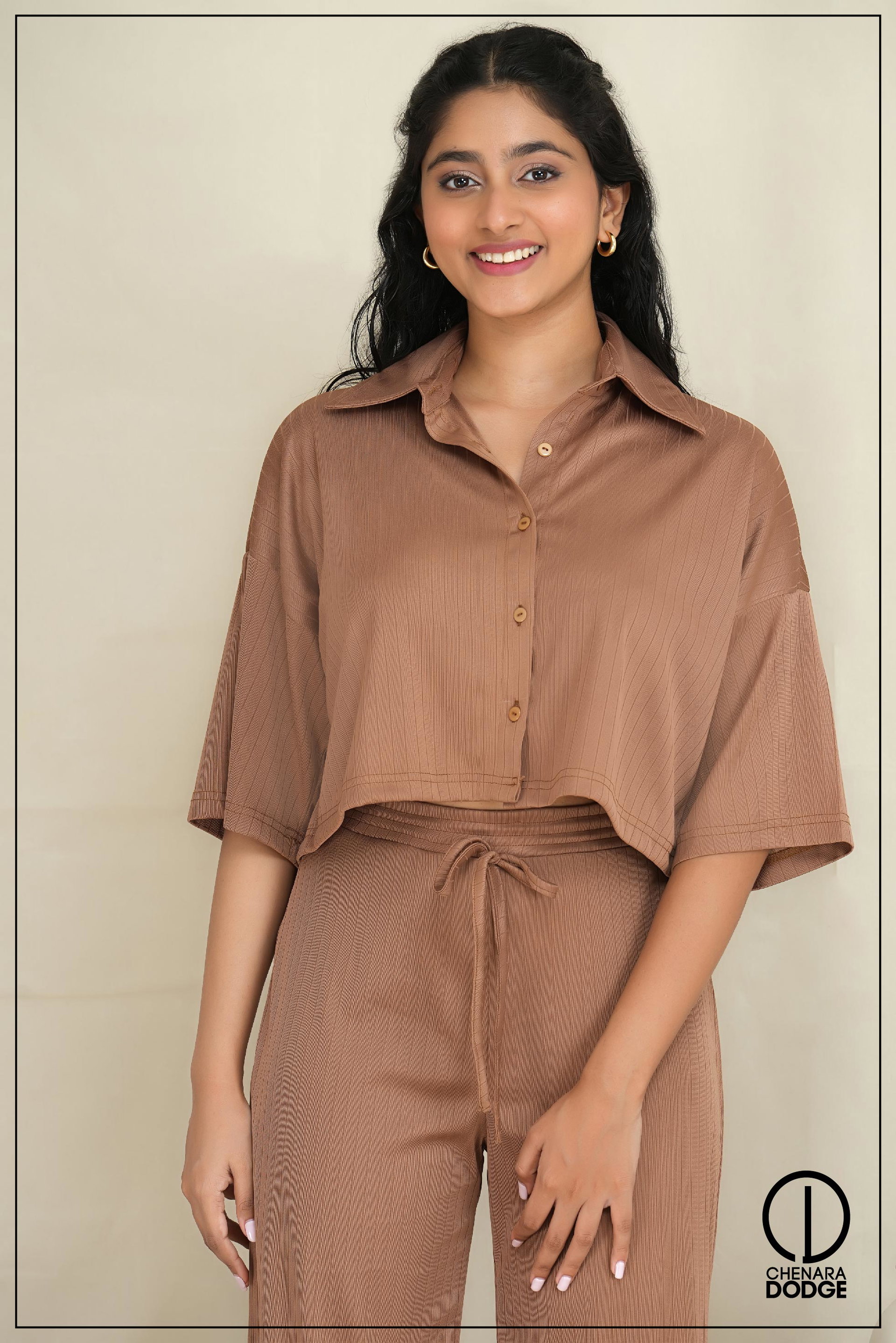 LOLA SHORT SLEEVE TOP