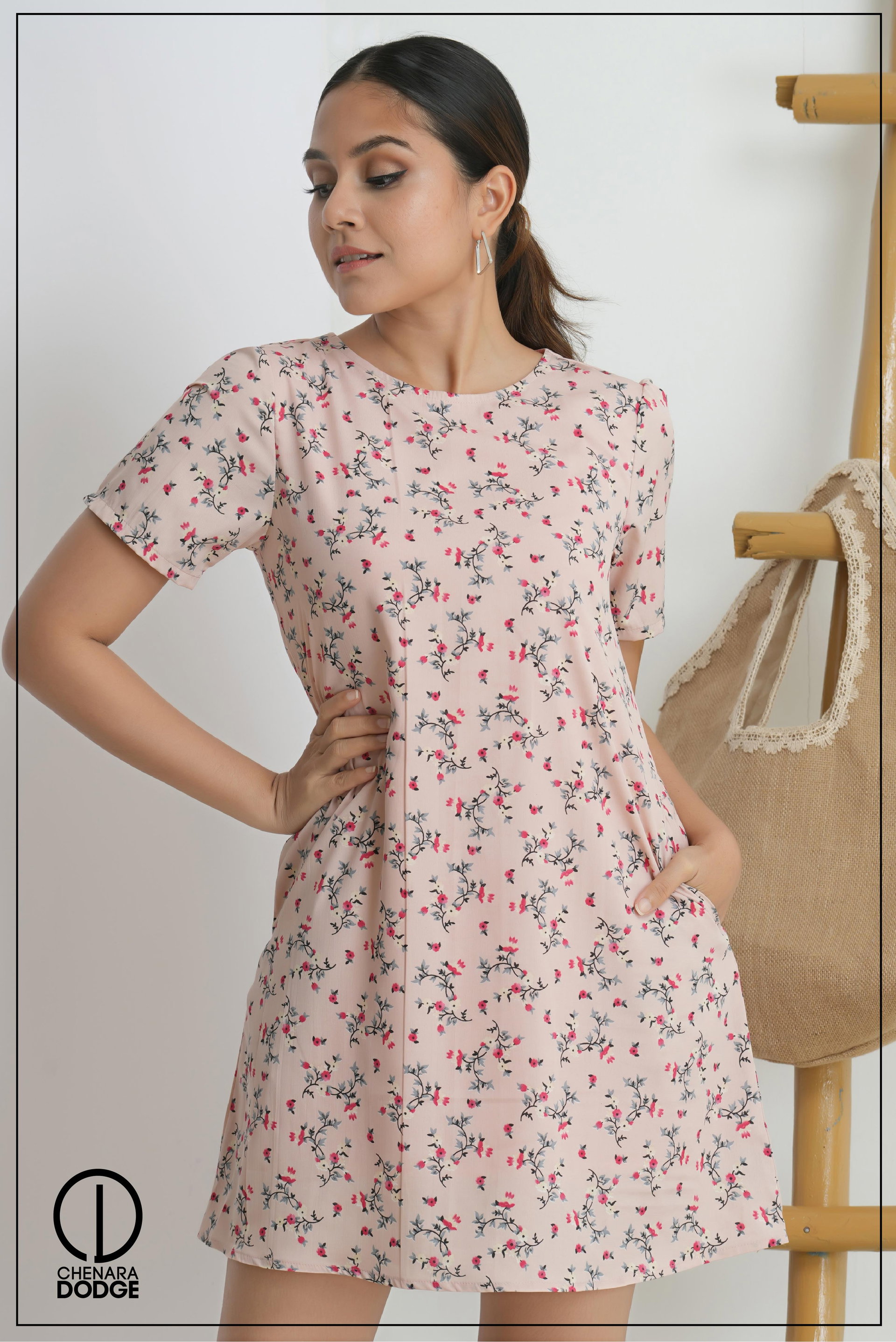 MAISIE PRINTED MINI DRESS