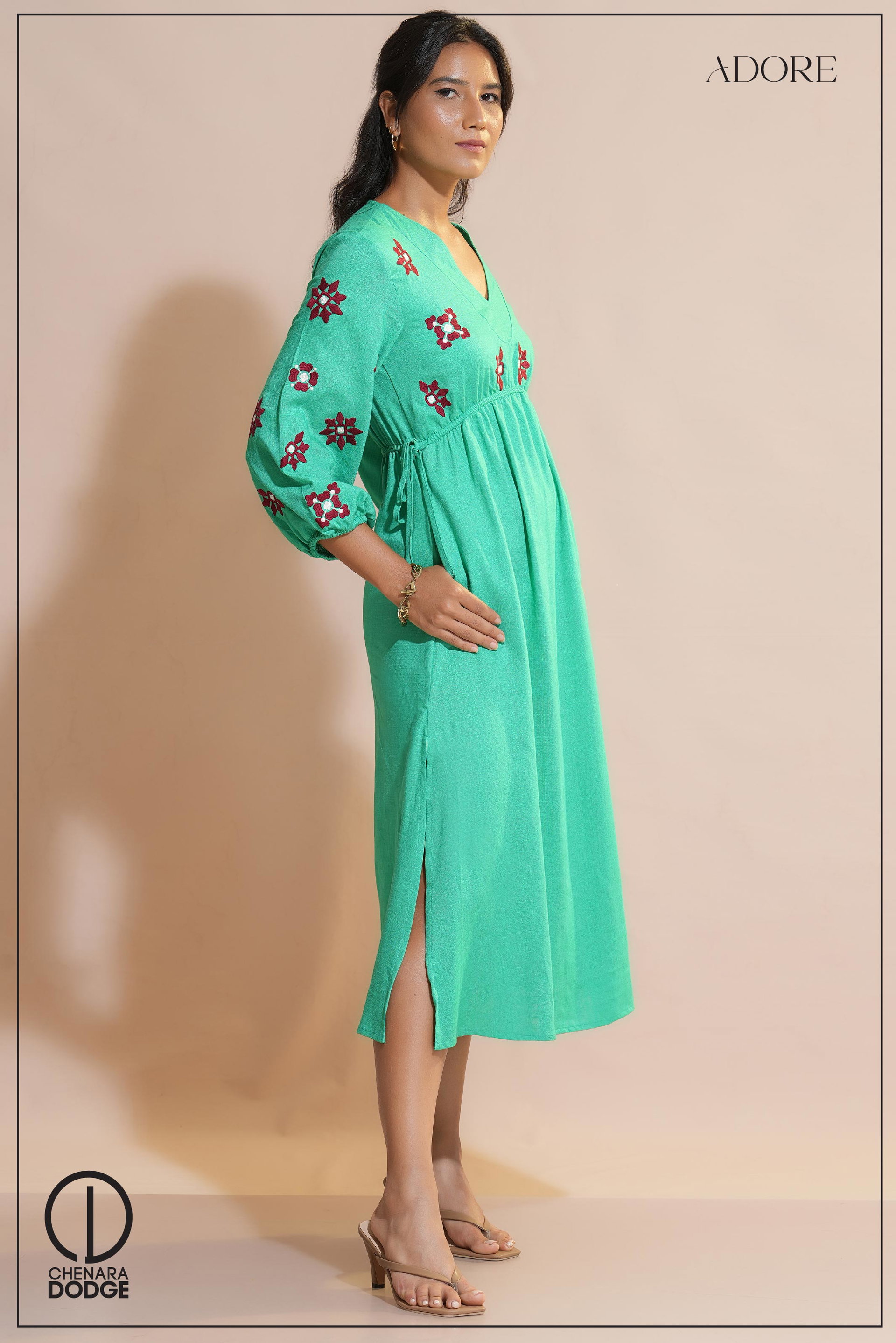 MULAN EMBROIDERED MIDI DRESS