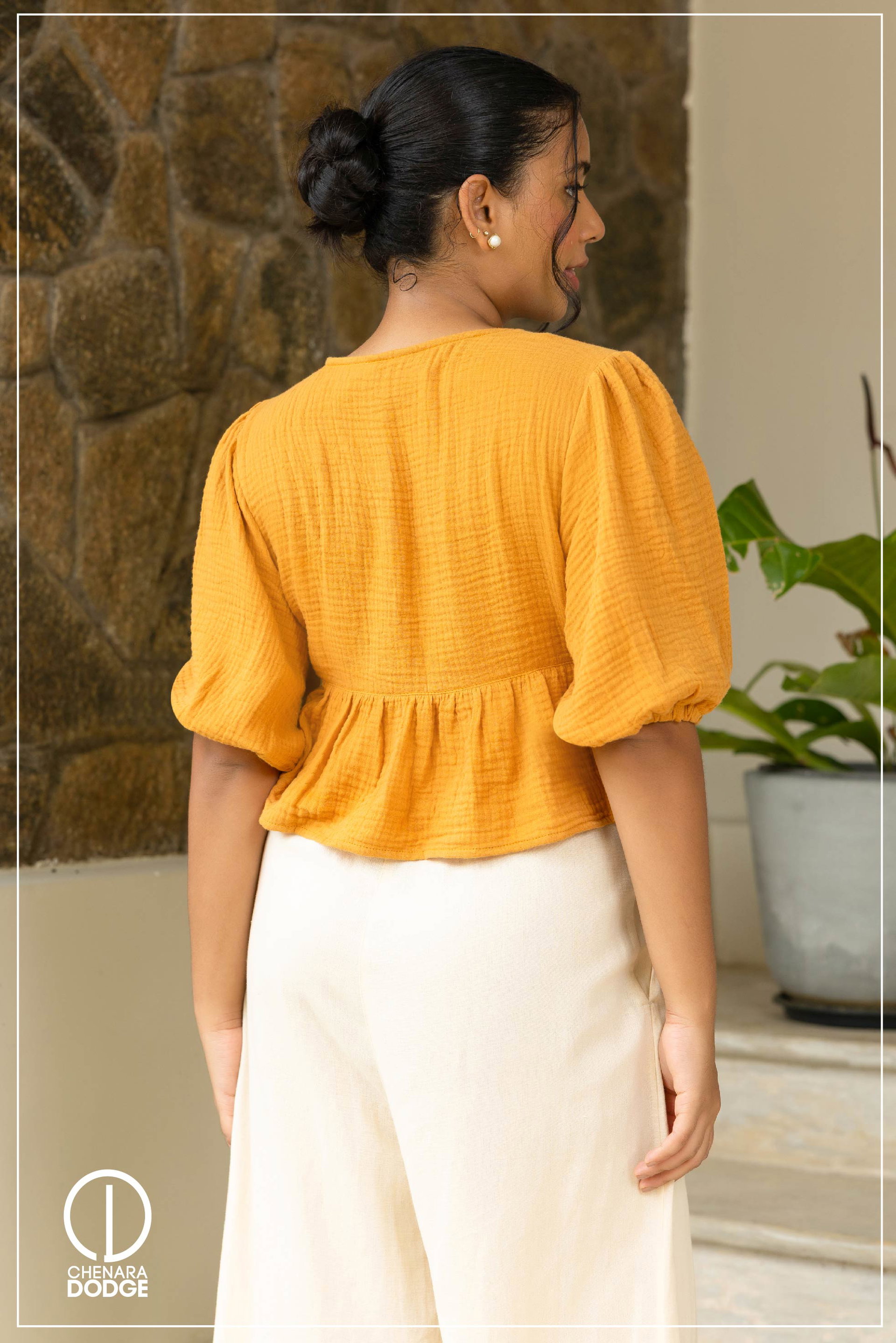 SOIFIYA EMB FRONT TIE-UP TOP