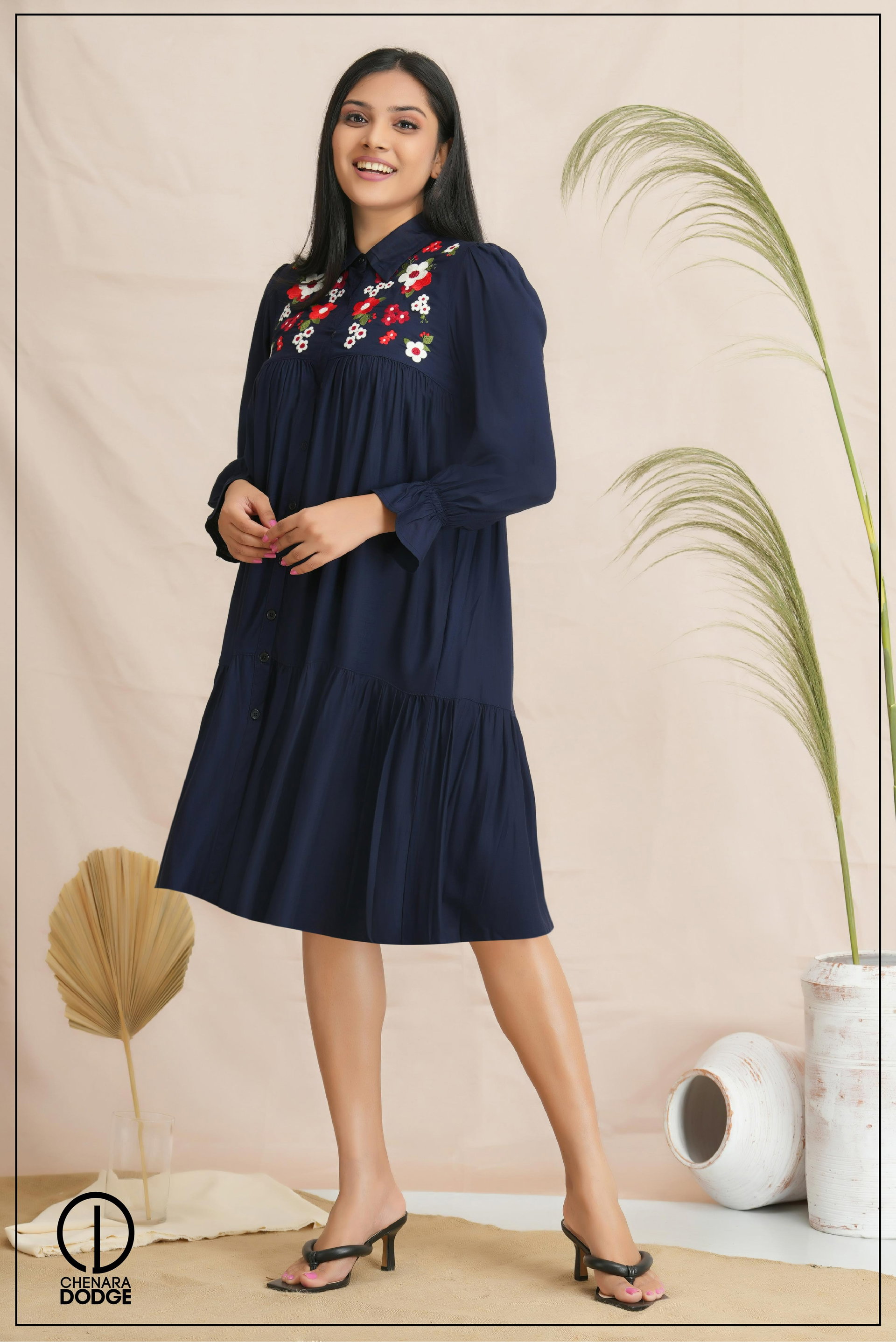 TAANYA EMBROIDERED MINI DRESS-