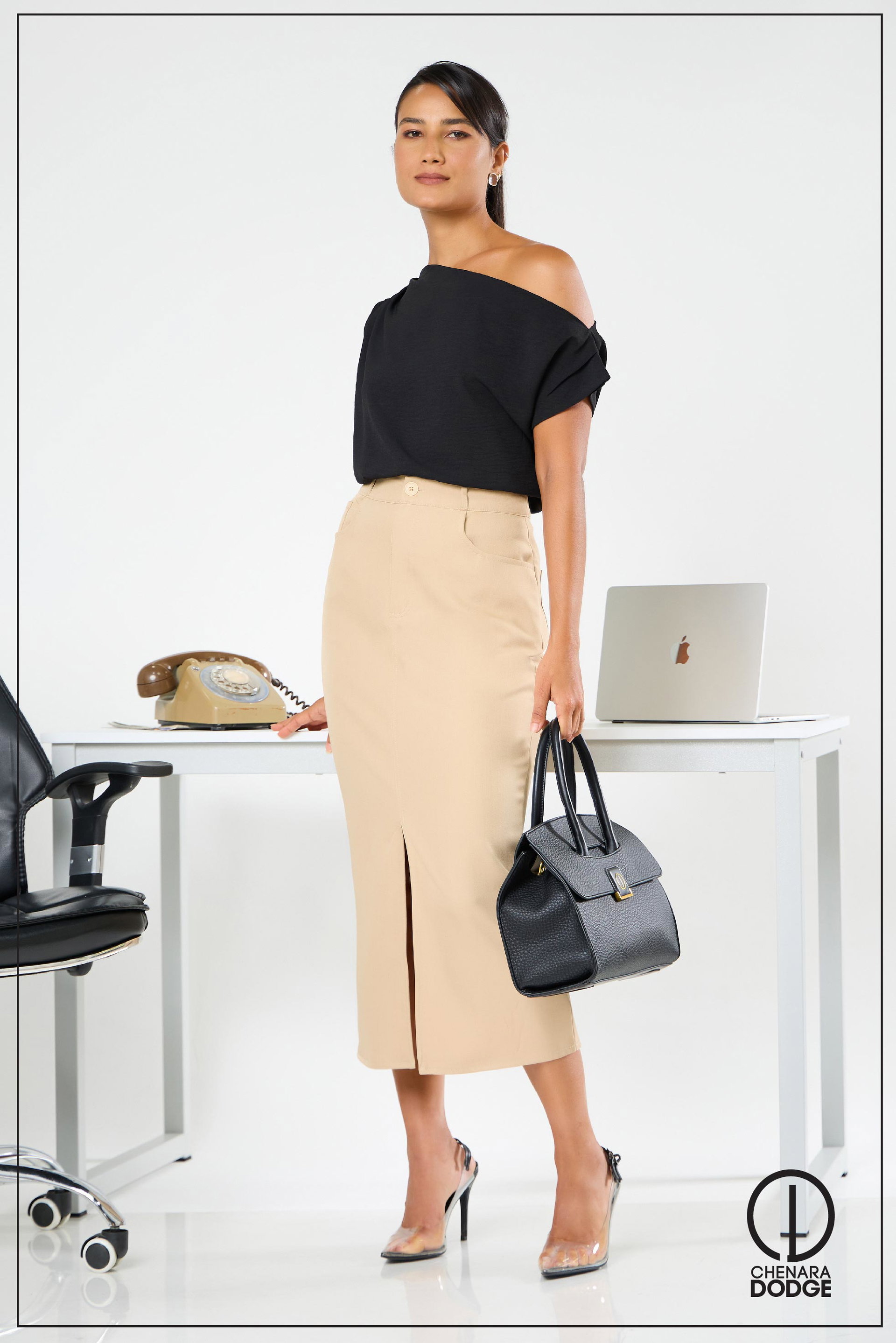TILLY FRONT SLIT MIDI SKIRT