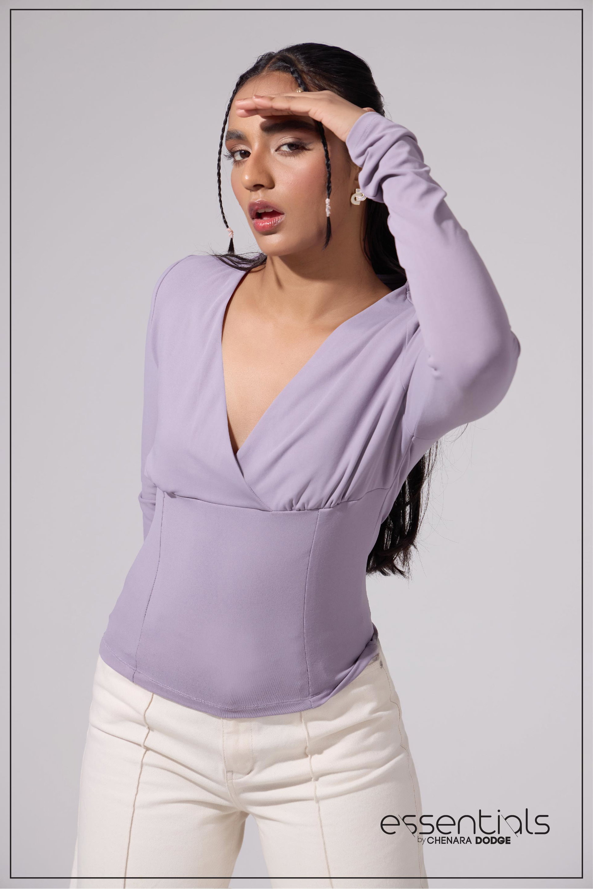 ALEXA V-NECK LONG SLEEVE TOP
