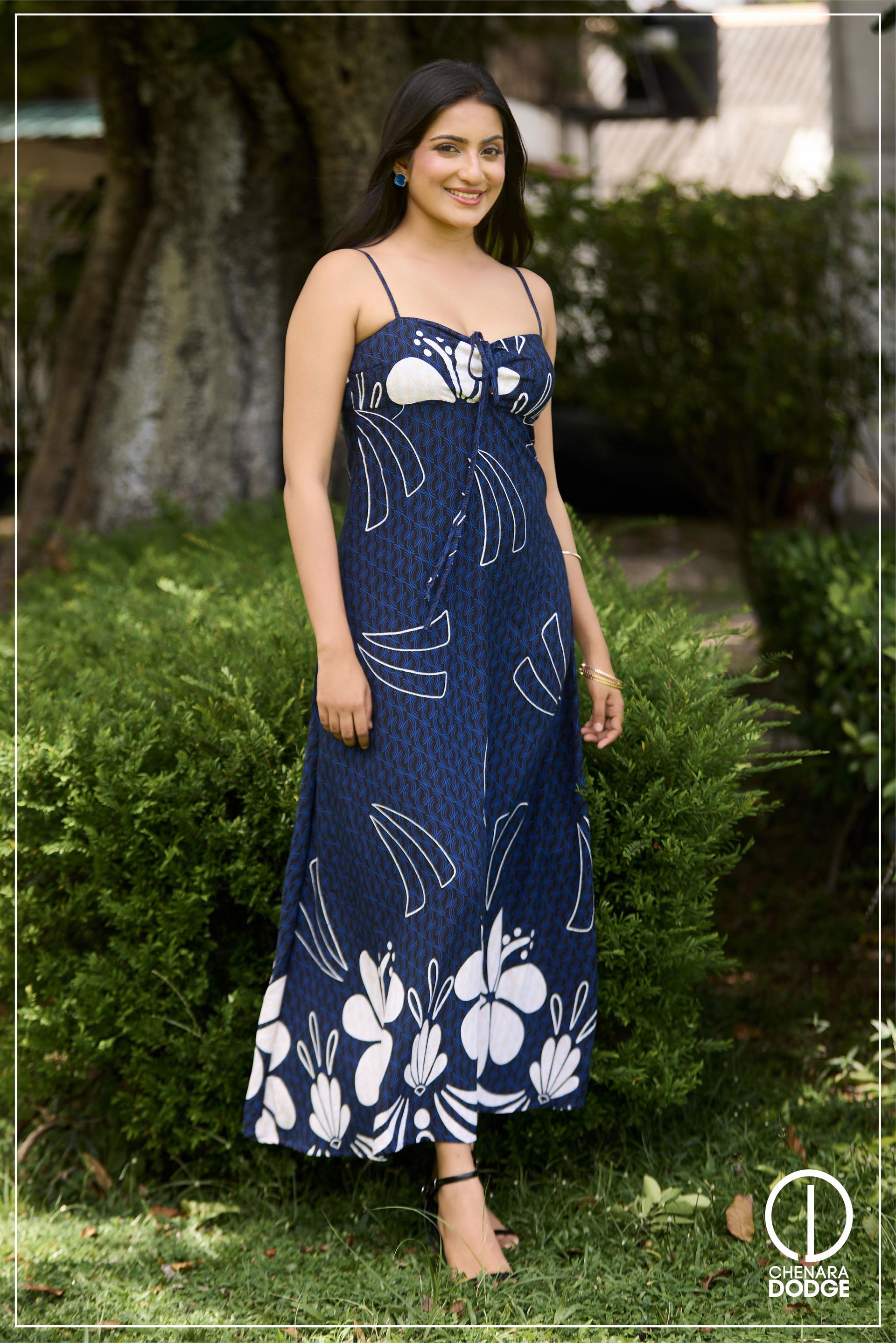 AMIRA TIE UP MAXI DRESS