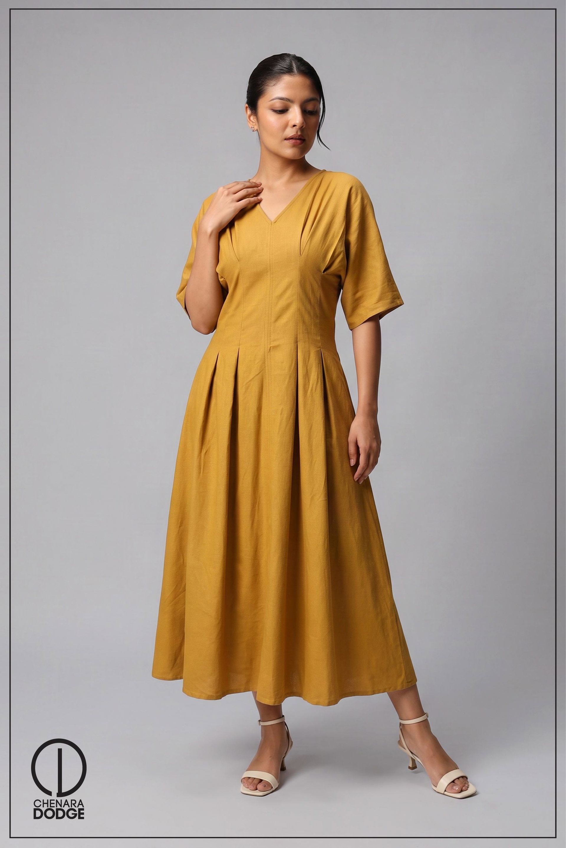 BIANCA V NECK PLEATED DRESS