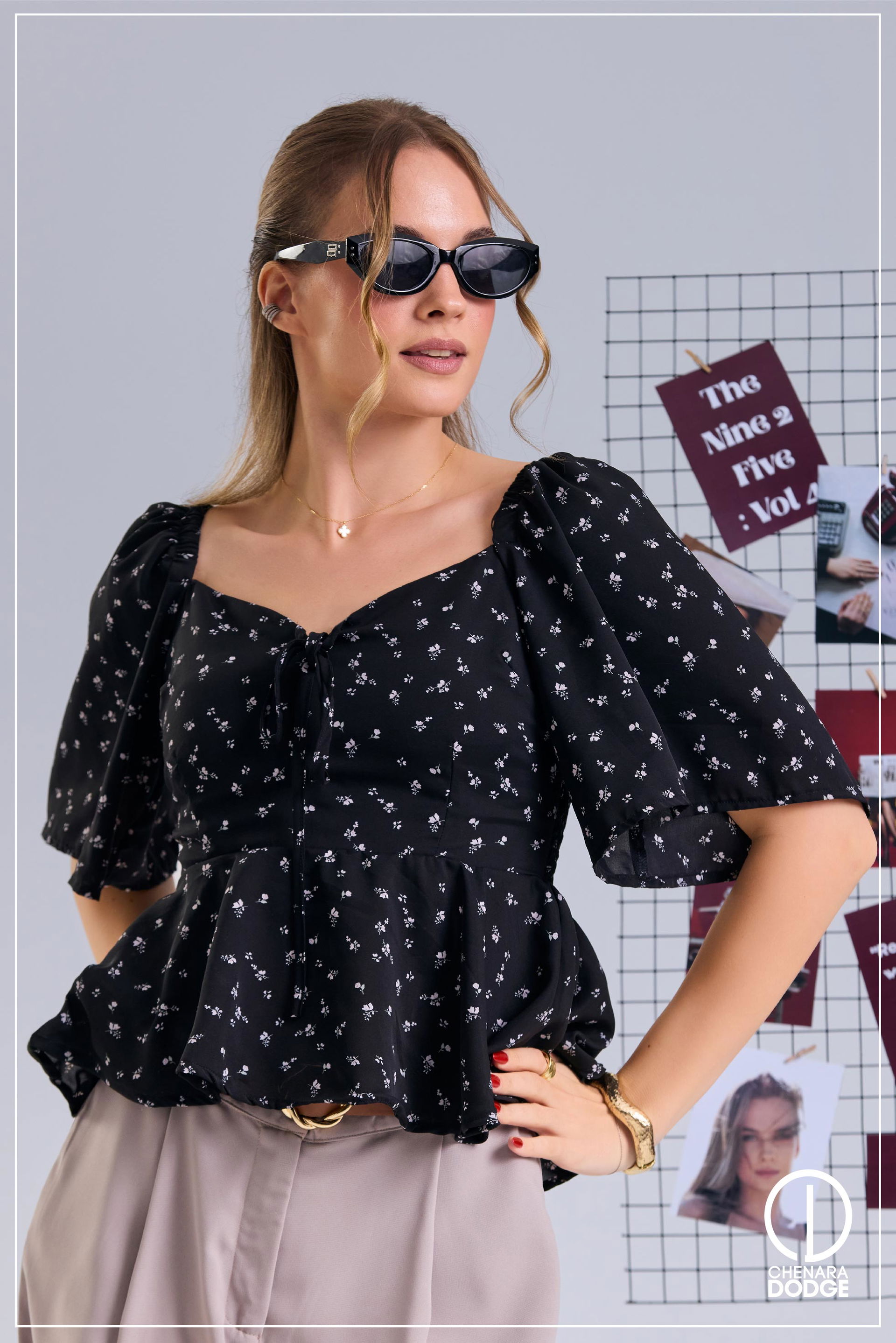 CAROLINE SWEETHEART NECK PEPLUM TOP