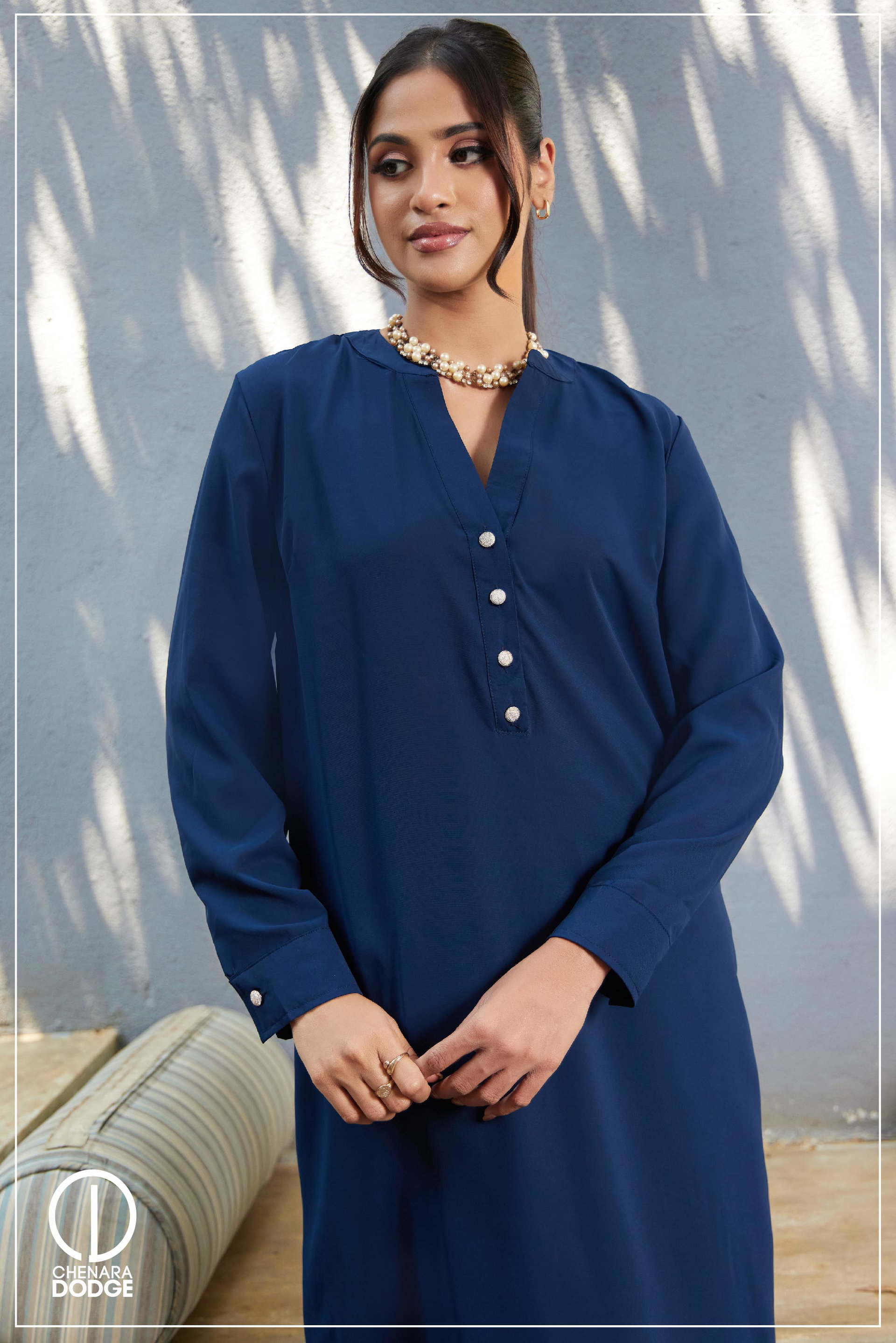 YARA V-NECK KURTA TOP