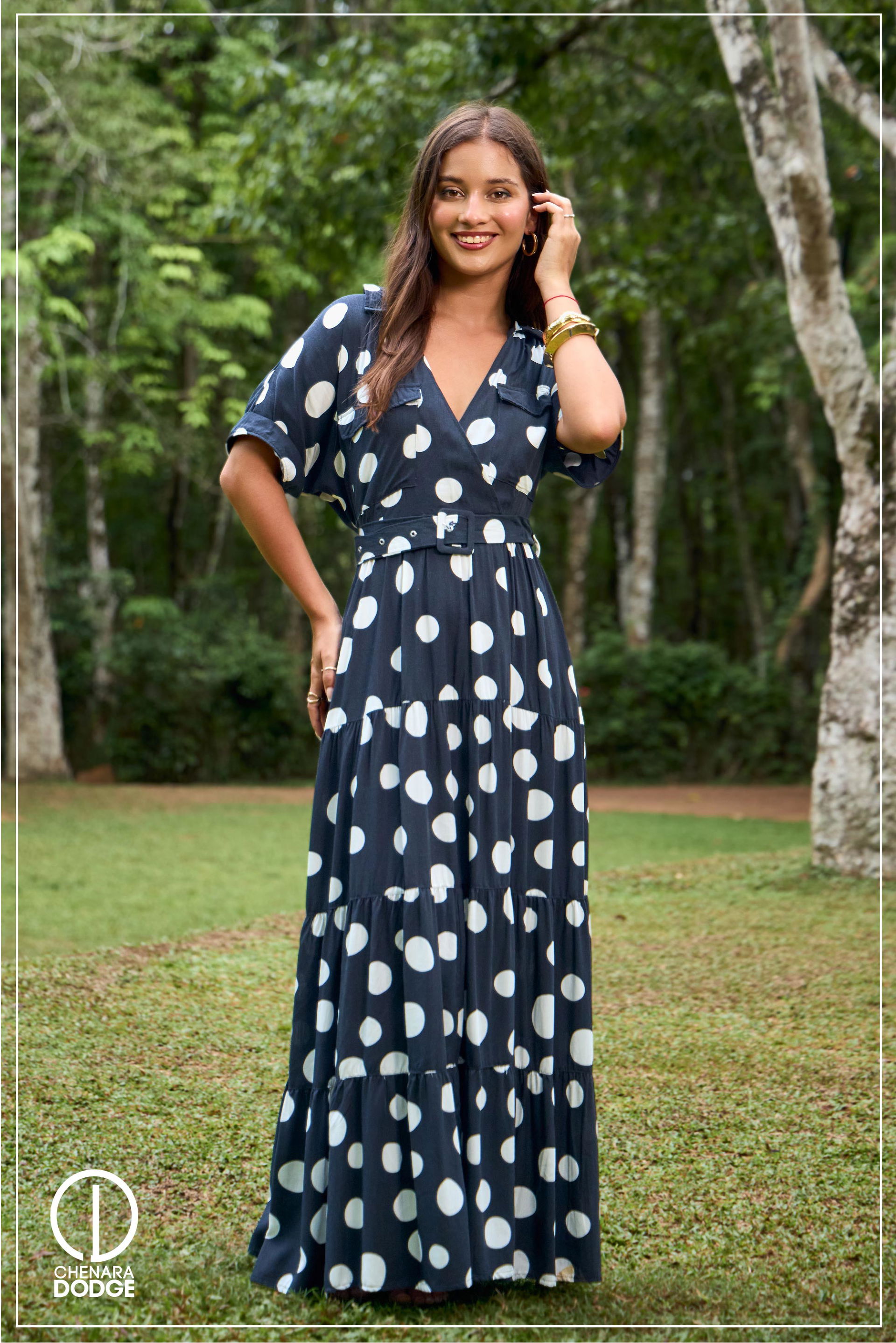 COLLAR DETAILED MAXI DRESS