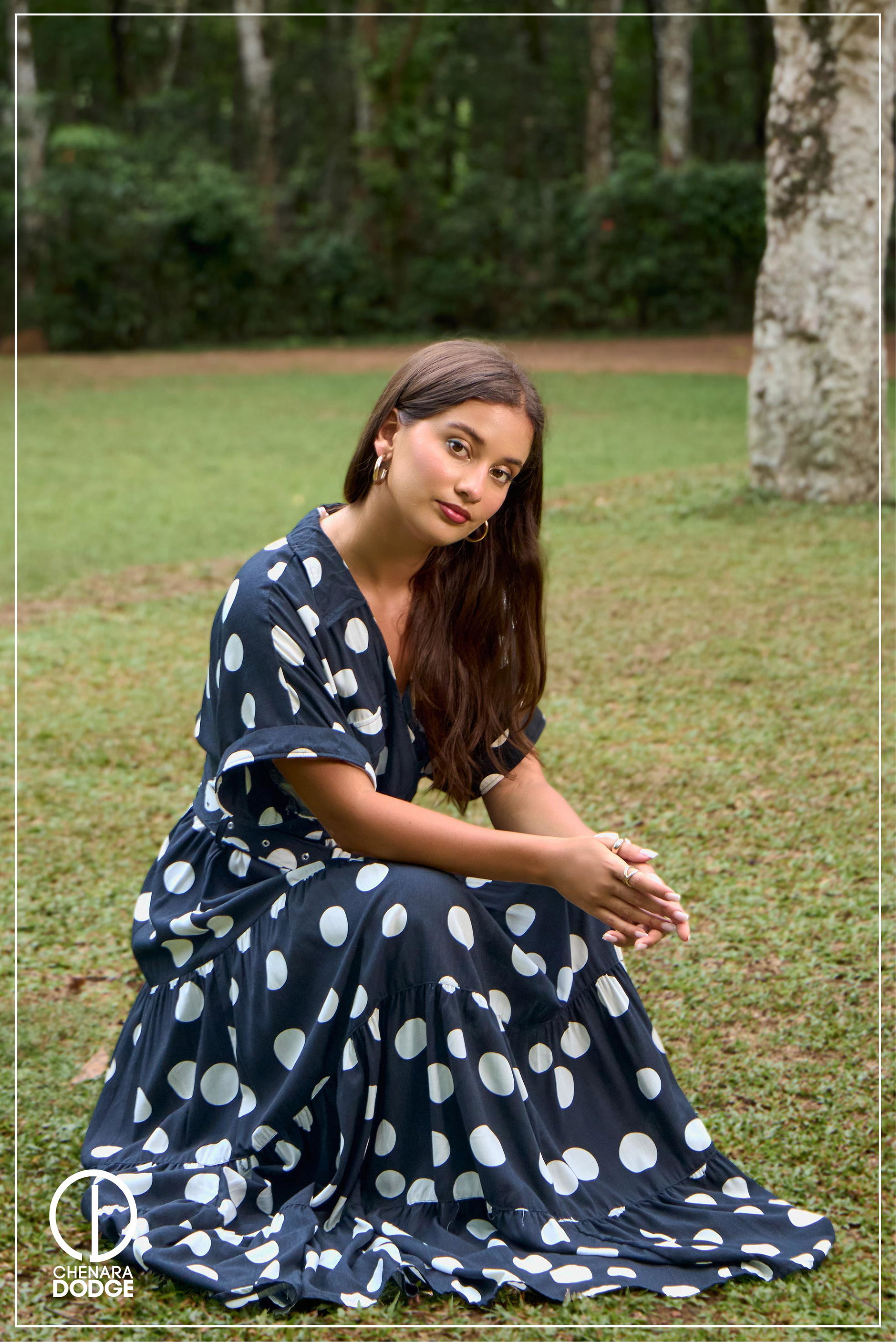 COLLAR DETAILED MAXI DRESS