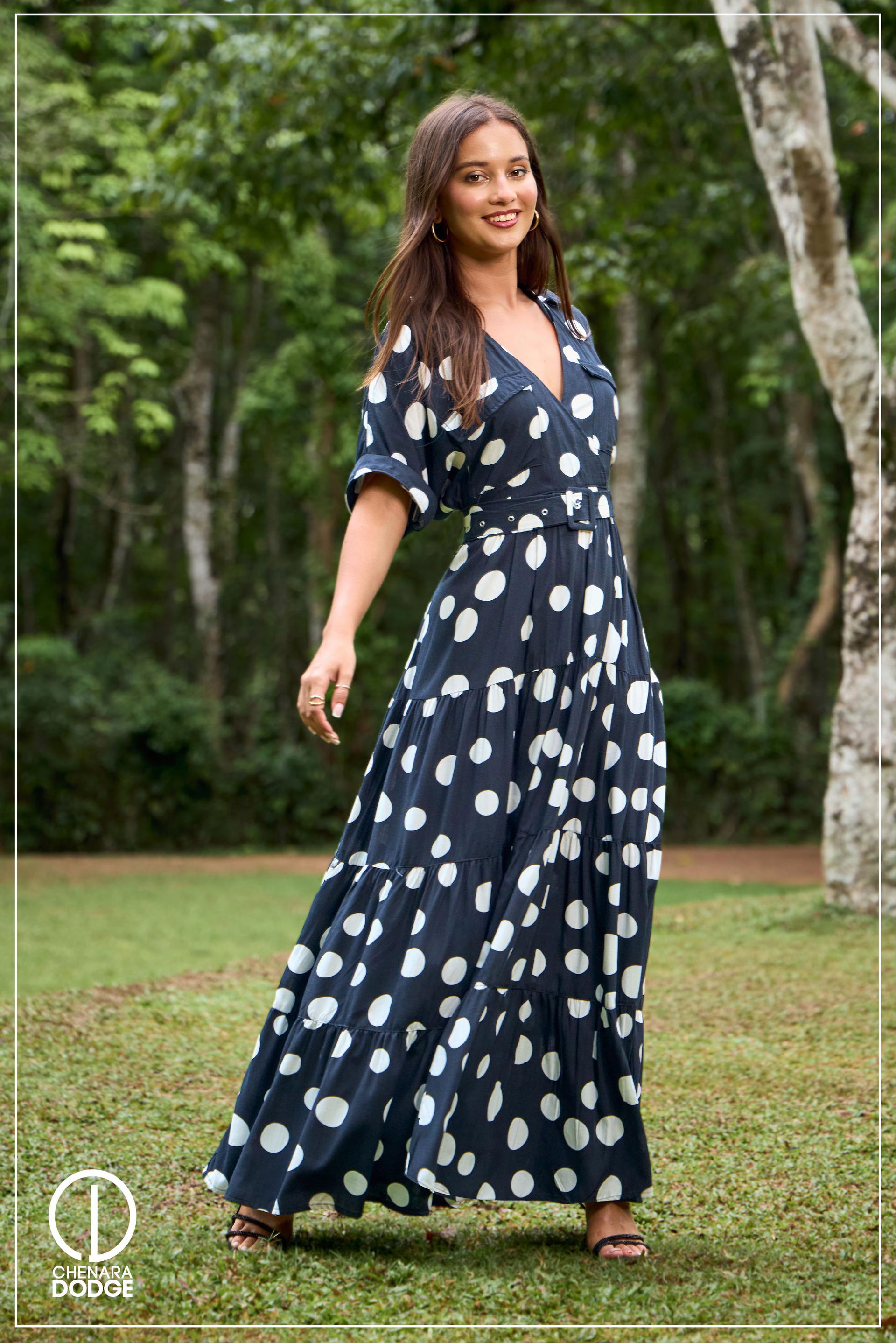 COLLAR DETAILED MAXI DRESS