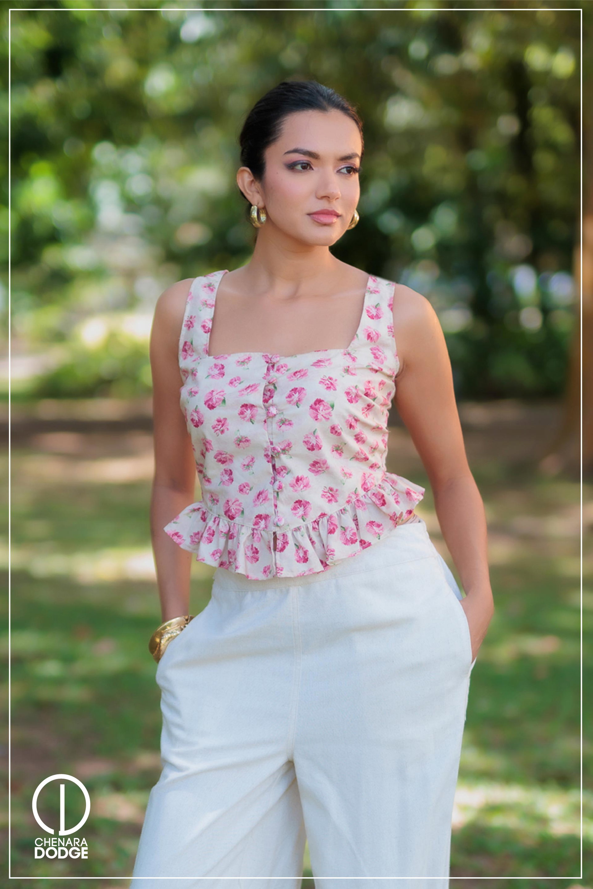 DIANE SQUARE NECK CASUAL TOP