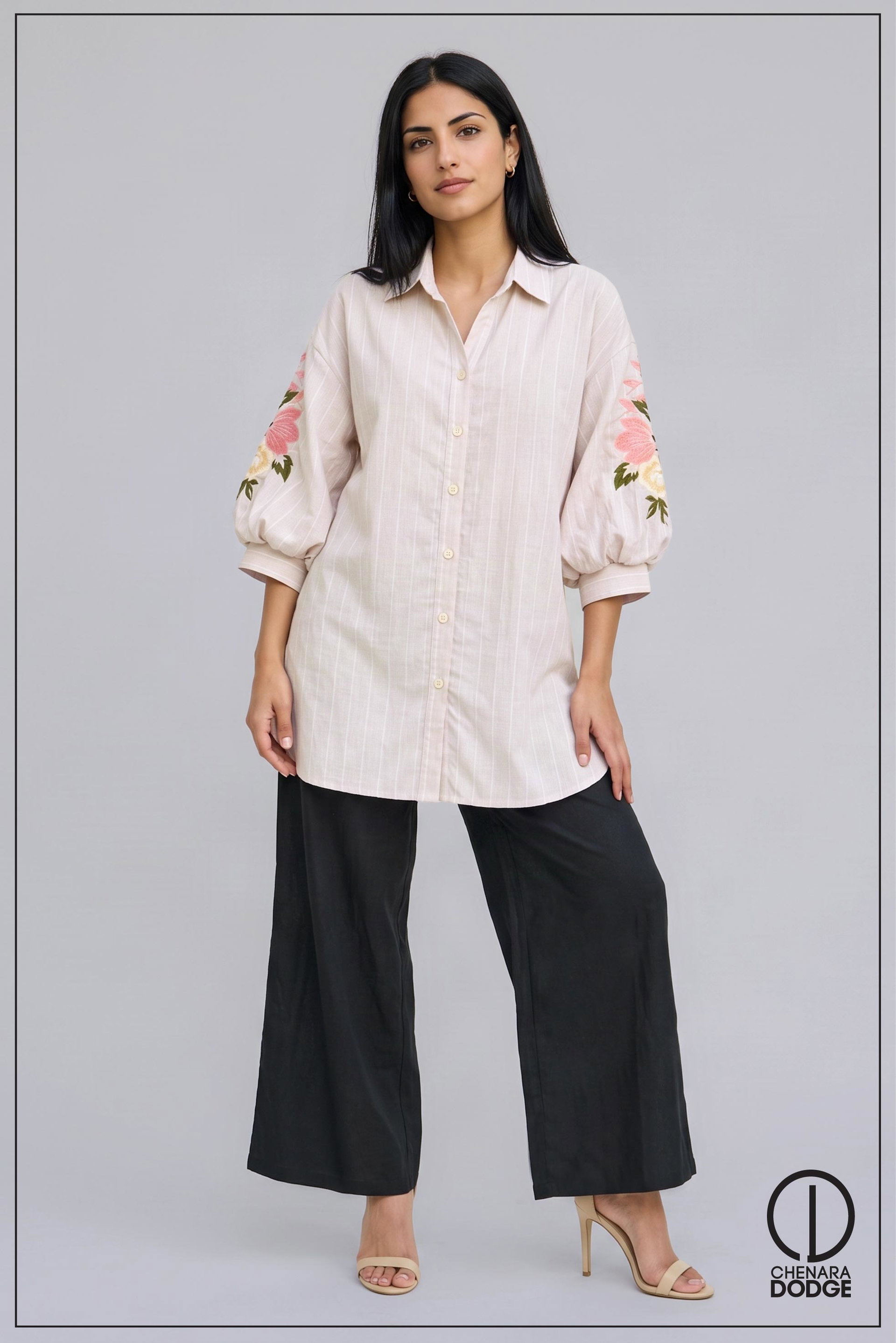 ELIZA OVERSIZED EMB TOP