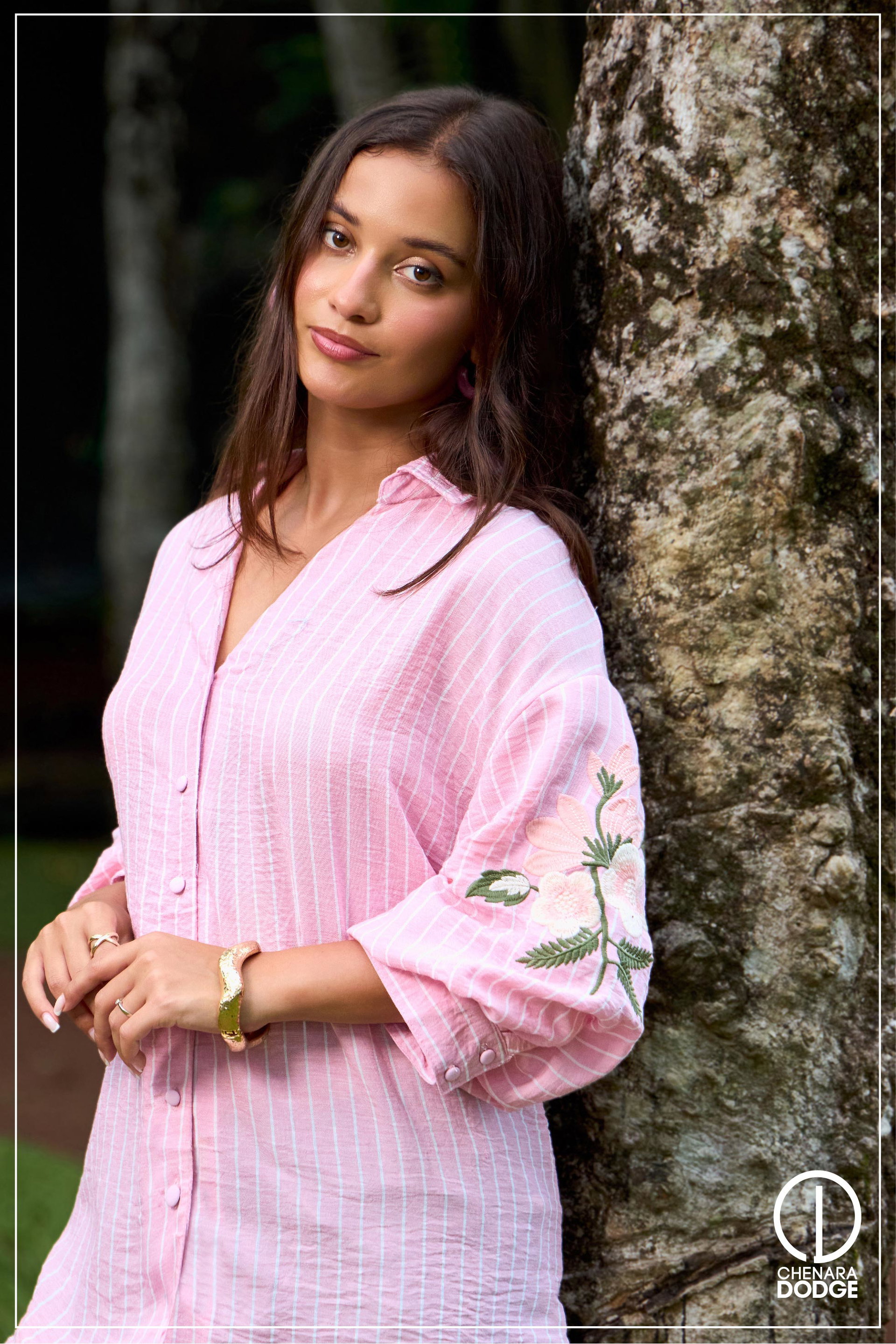 ELIZA OVERSIZED EMB TOP