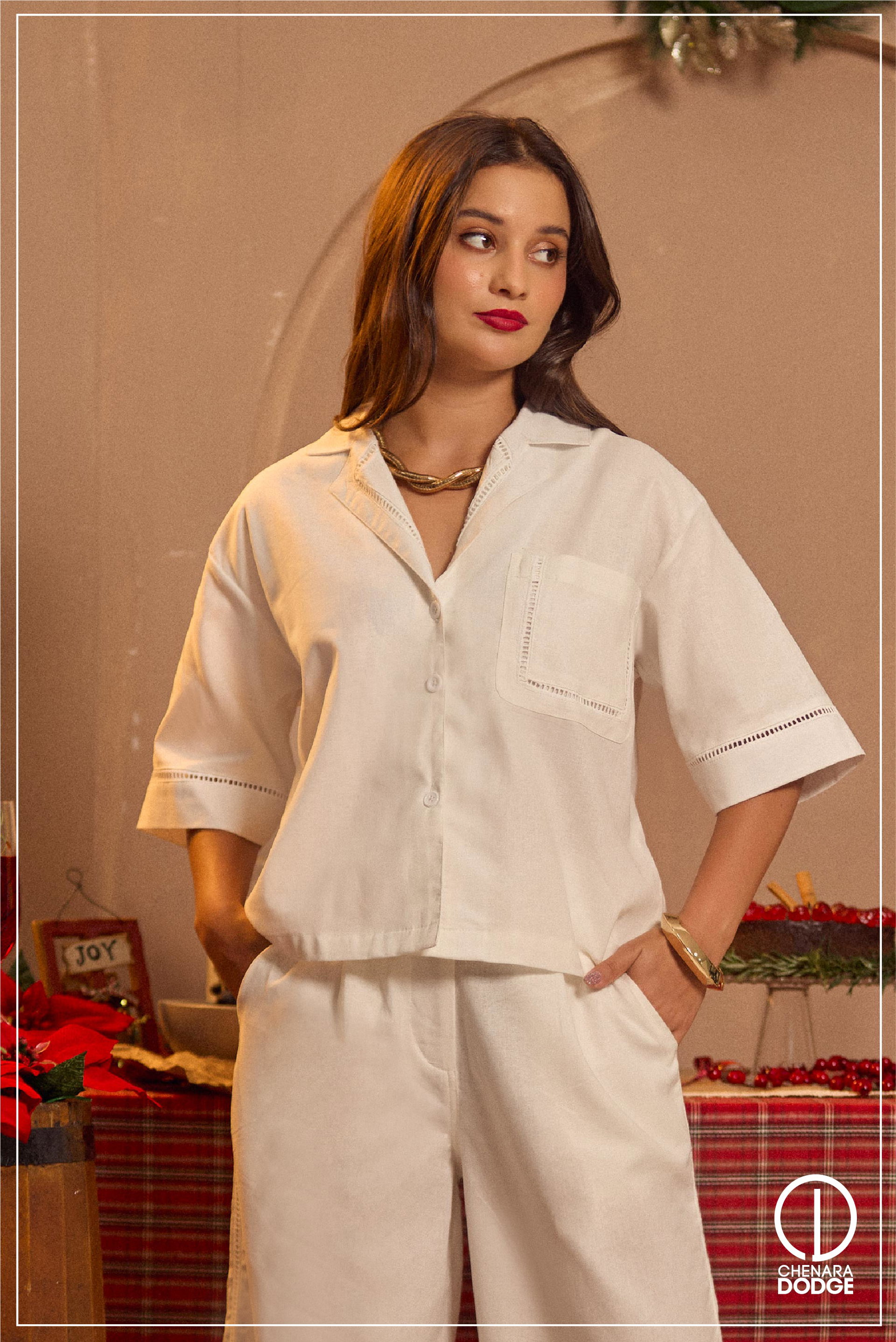 EMMA NOTCHED COLLAR TOP