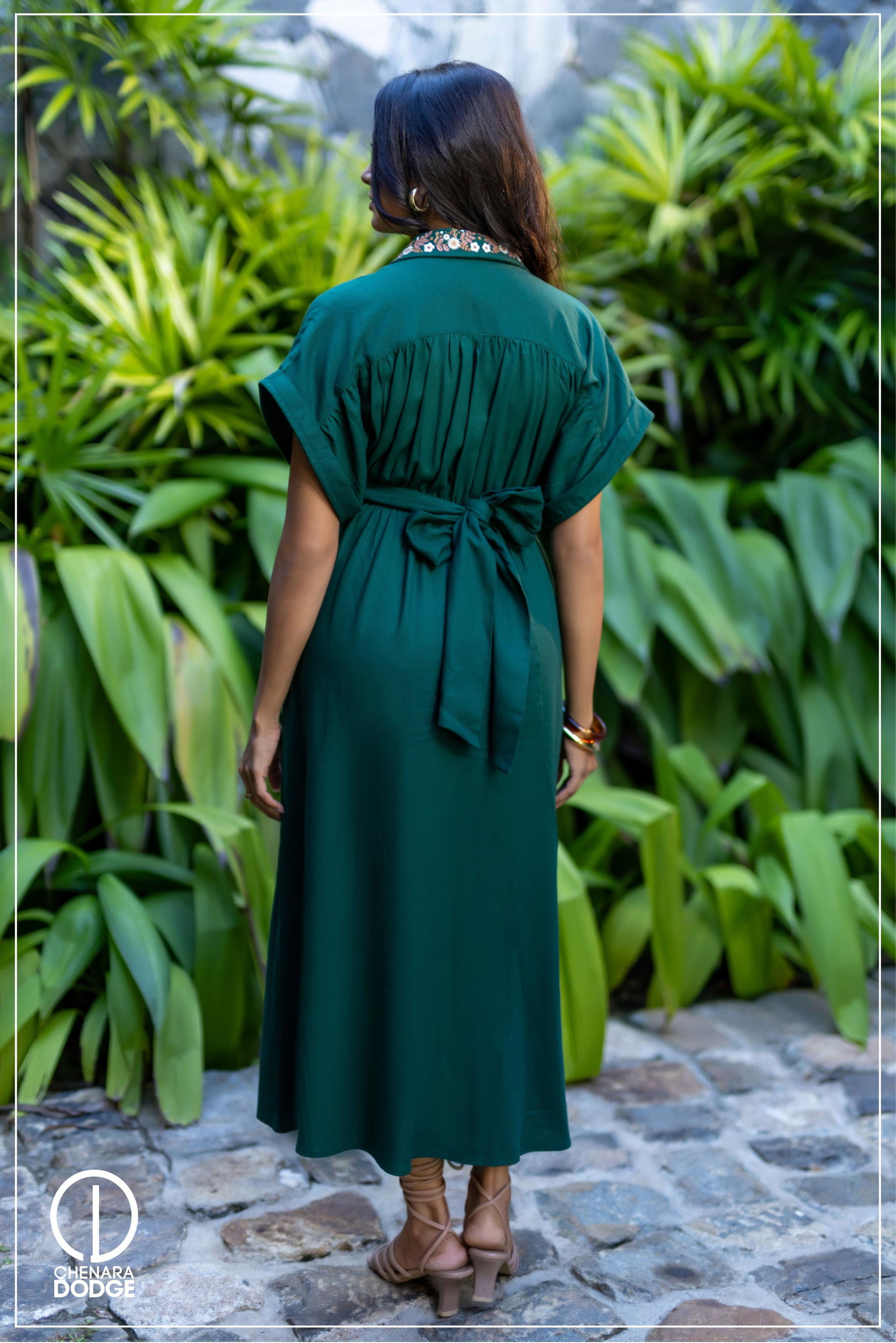 EVANA TWISTED EMB MIDI  DRESS